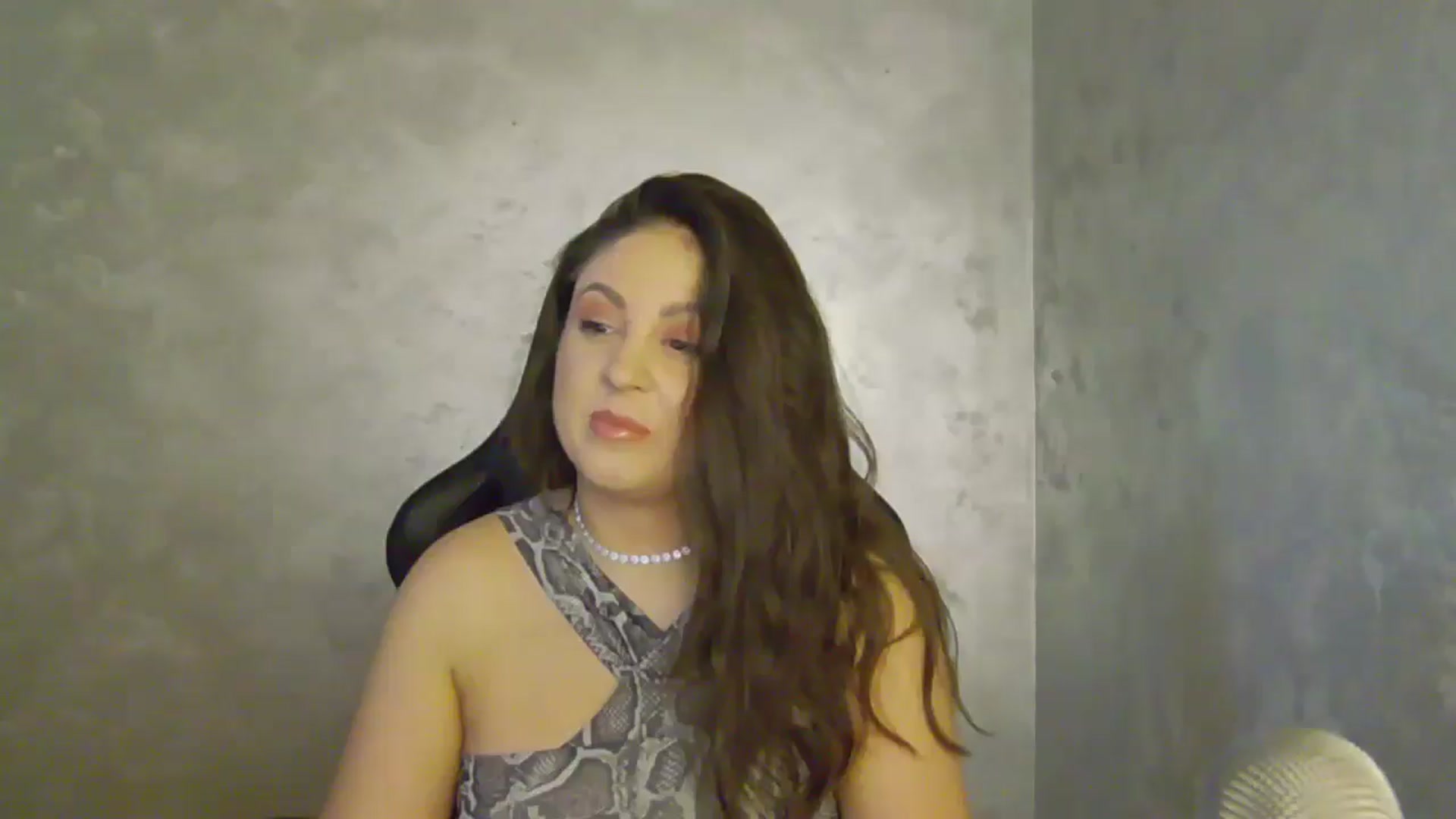 Gallery image thumbnail from NotVanilla's myfreecams stream on, 09/02/2025, 22:51 image 3 of 20