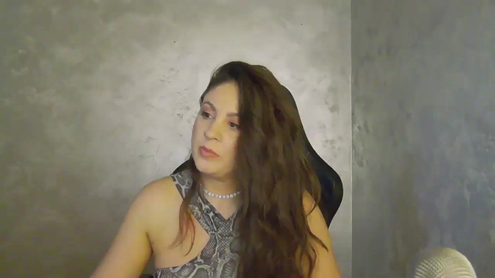 Gallery image thumbnail from NotVanilla's myfreecams stream on, 09/02/2025, 22:51 image 12 of 20