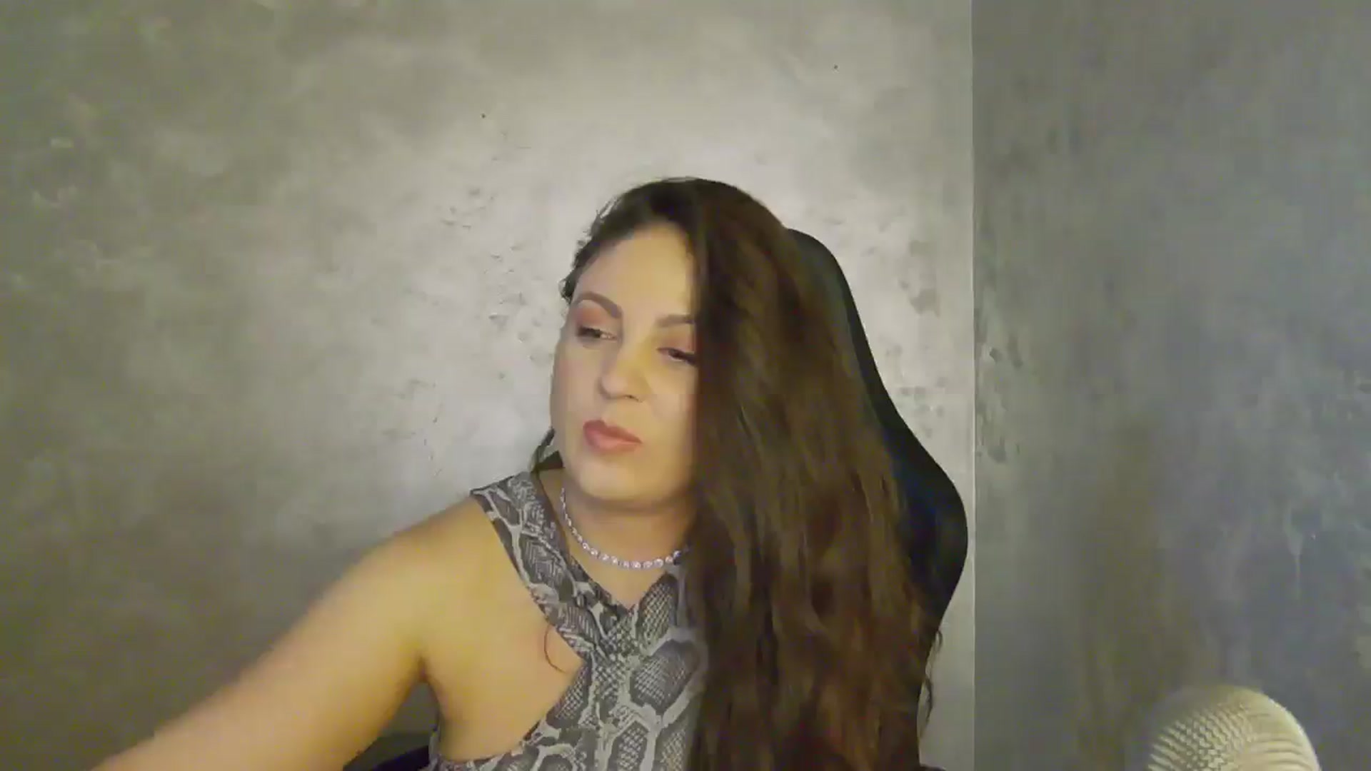Gallery image thumbnail from NotVanilla's myfreecams stream on, 09/02/2025, 22:51 image 14 of 20