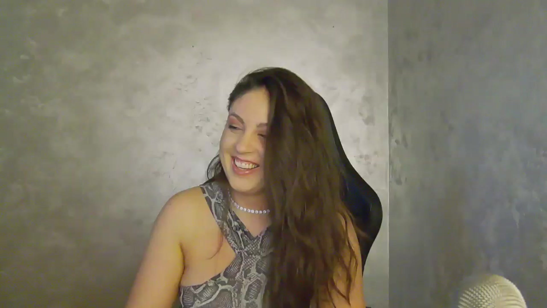Gallery image thumbnail from NotVanilla's myfreecams stream on, 09/02/2025, 22:51 image 16 of 20