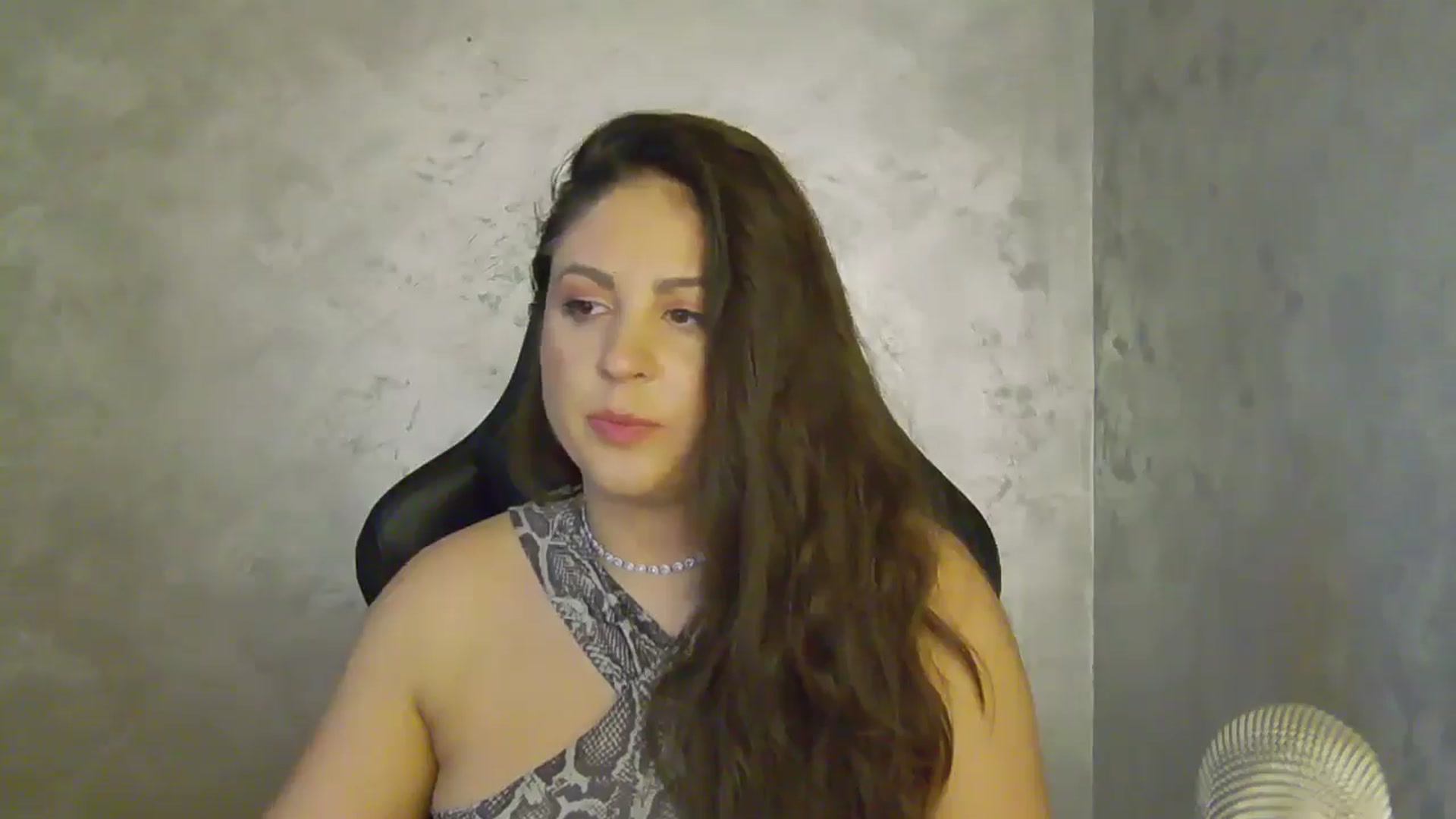 Gallery image thumbnail from NotVanilla's myfreecams stream on, 09/03/2025, 24:48 image 3 of 20