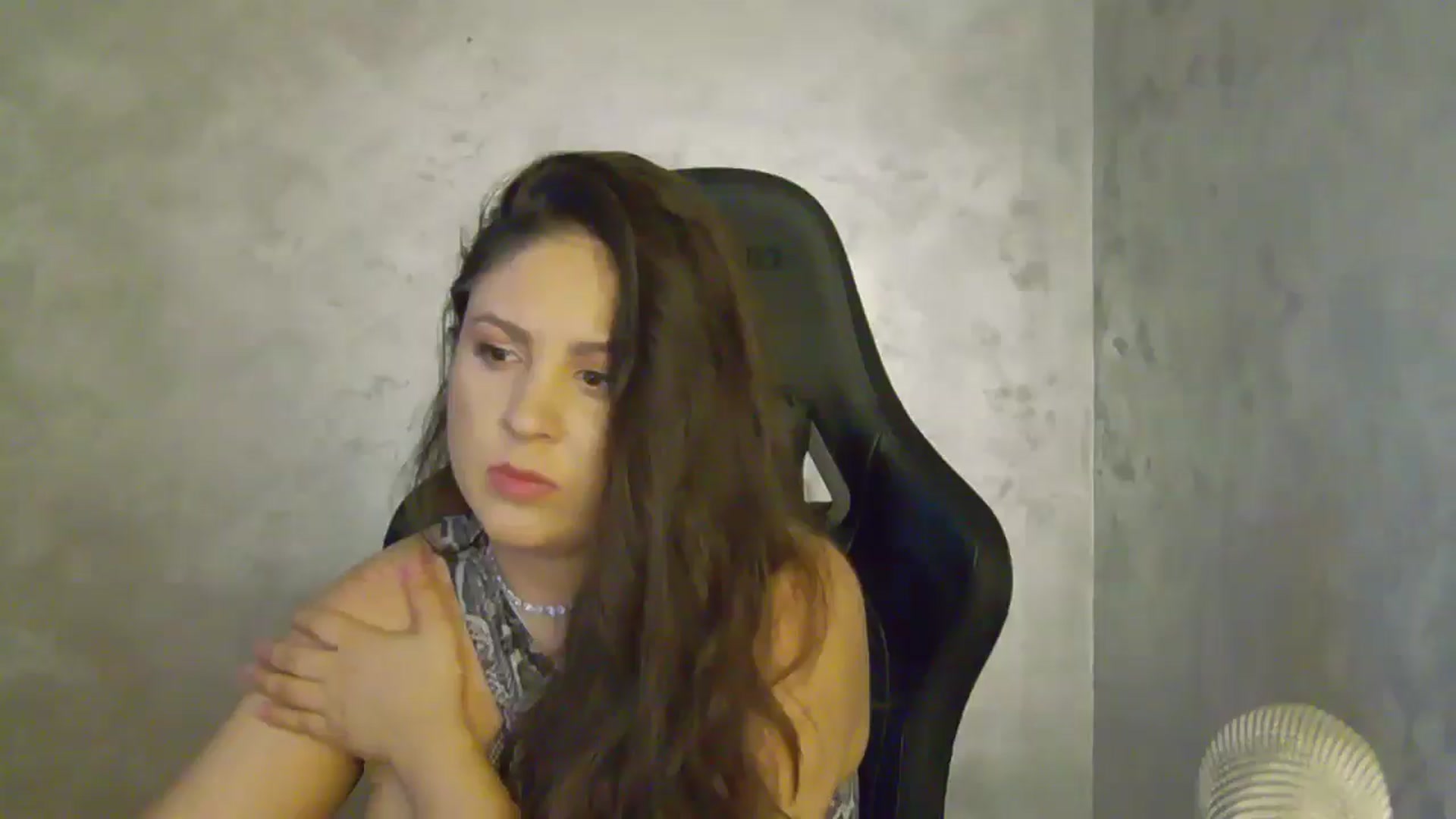 Gallery image thumbnail from NotVanilla's myfreecams stream on, 09/03/2025, 24:48 image 6 of 20