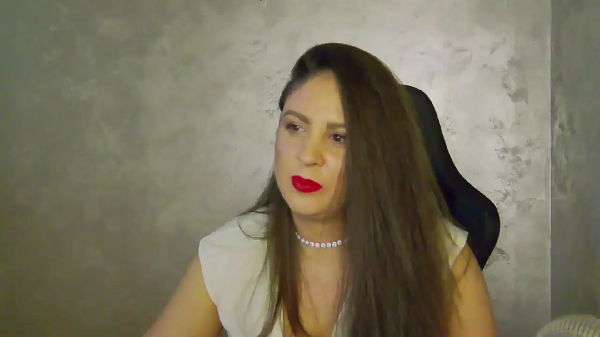 Gallery image thumbnail from NotVanilla's myfreecams stream on, 09/04/2025, 24:08 image 14 of 20