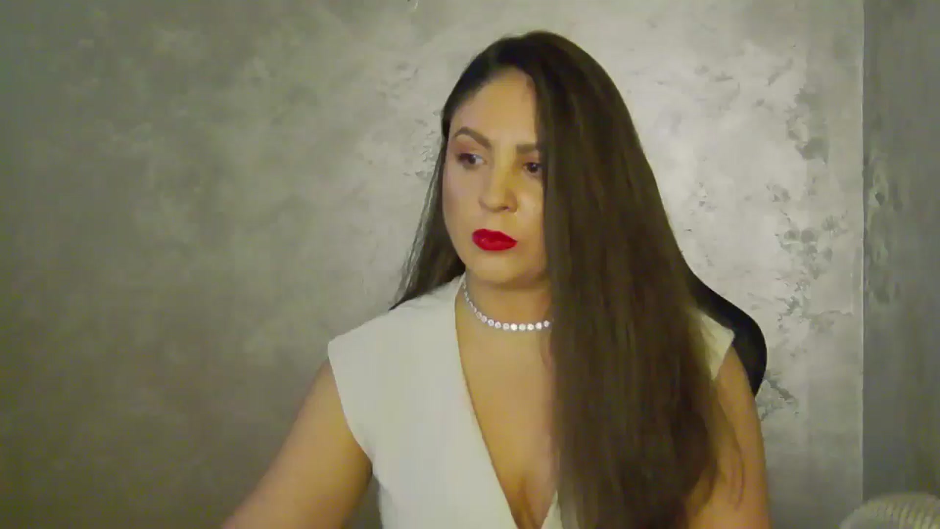 Gallery image thumbnail from NotVanilla's myfreecams stream on, 09/04/2025, 24:08 image 18 of 20