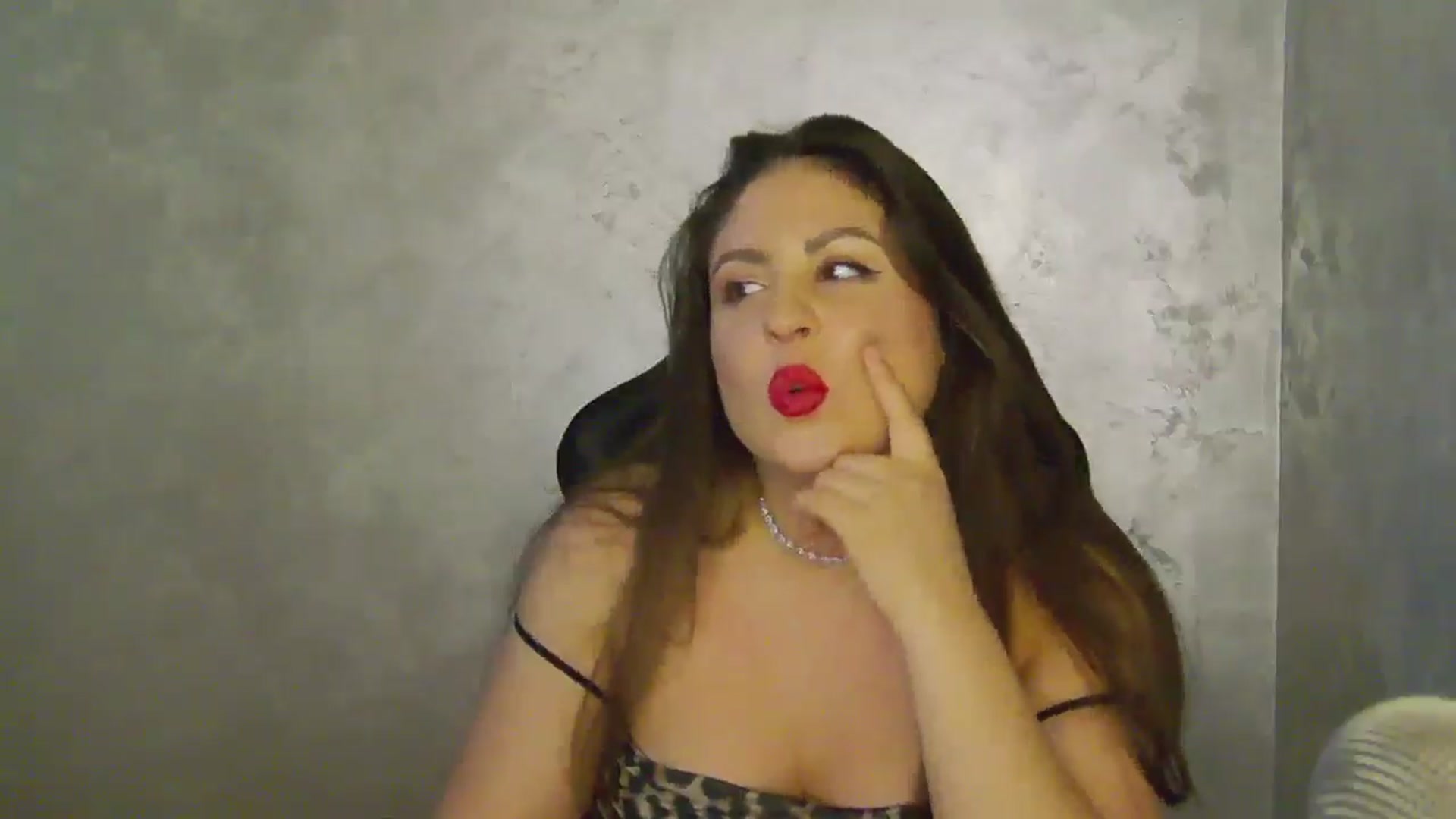 Gallery image thumbnail from NotVanilla's myfreecams stream on, 09/04/2025, 06:35 image 18 of 20
