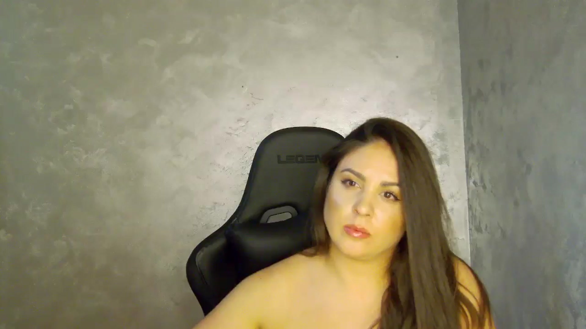 Gallery image thumbnail from NotVanilla's myfreecams stream on, 09/17/2025, 24:08 image 15 of 20