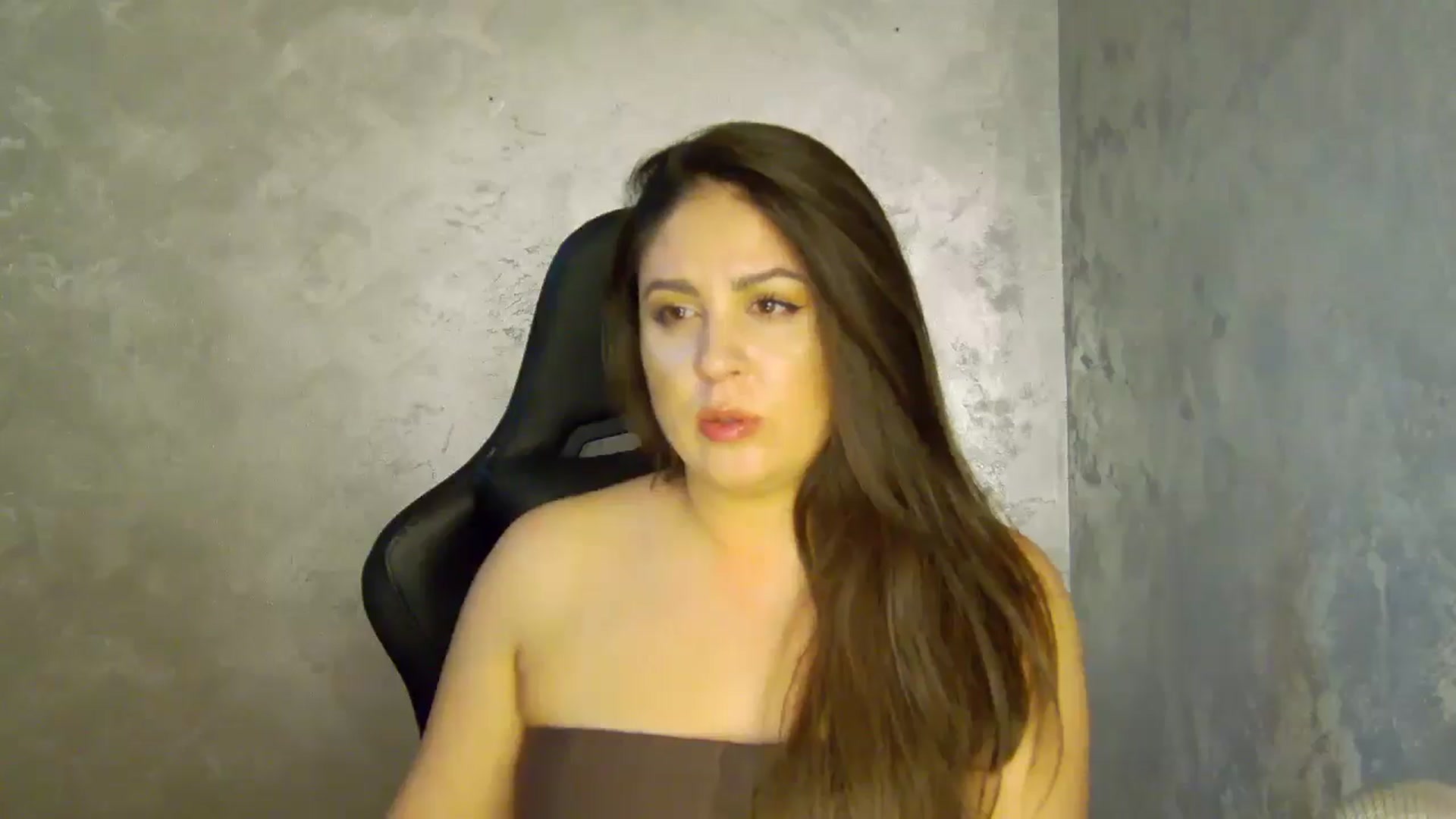 Gallery image thumbnail from NotVanilla's myfreecams stream on, 09/17/2025, 03:47 image 14 of 20