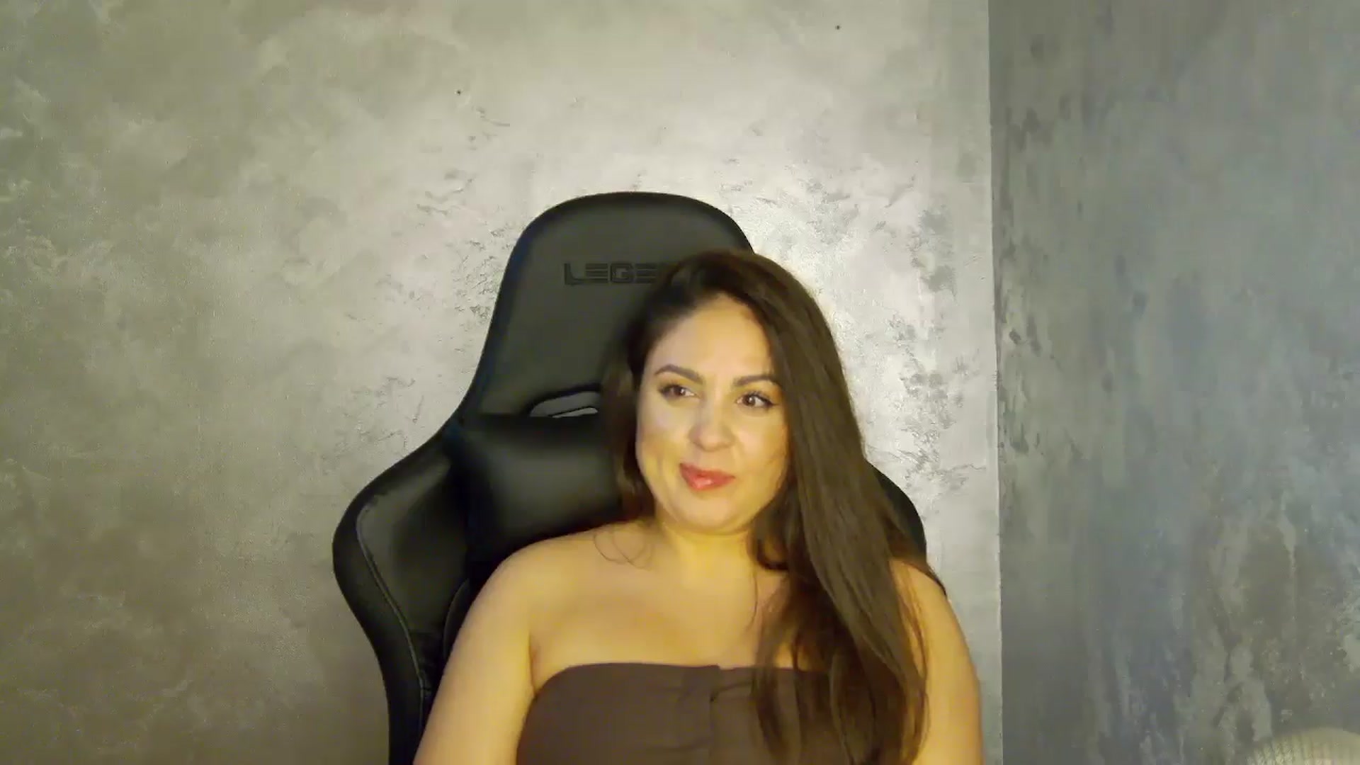 Gallery image thumbnail from NotVanilla's myfreecams stream on, 09/17/2025, 03:47 image 3 of 20