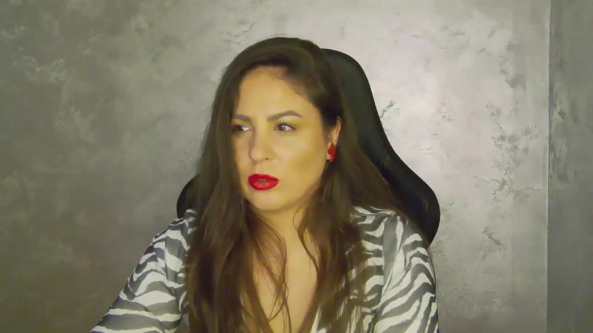Gallery image thumbnail from NotVanilla's myfreecams stream on, 09/18/2025, 02:00 image 16 of 20