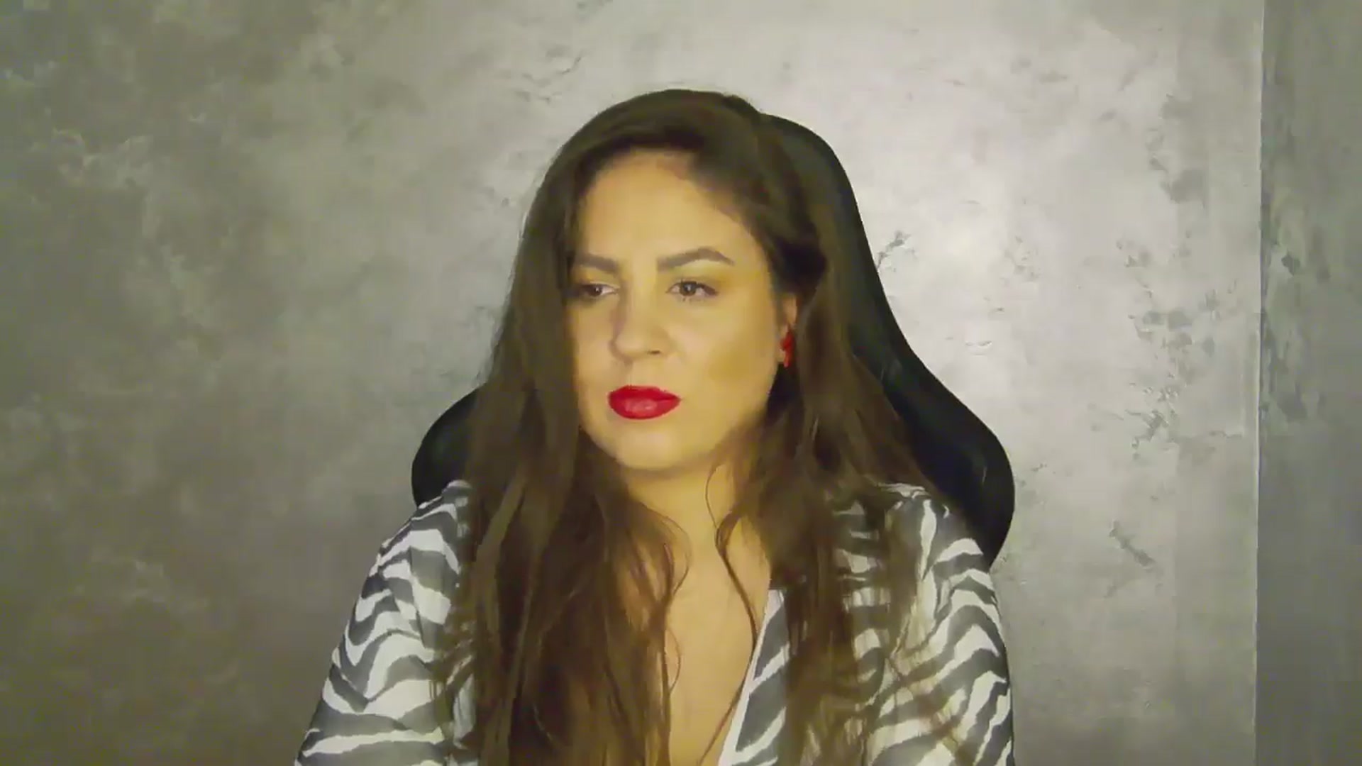 Gallery image thumbnail from NotVanilla's myfreecams stream on, 09/18/2025, 02:00 image 6 of 20