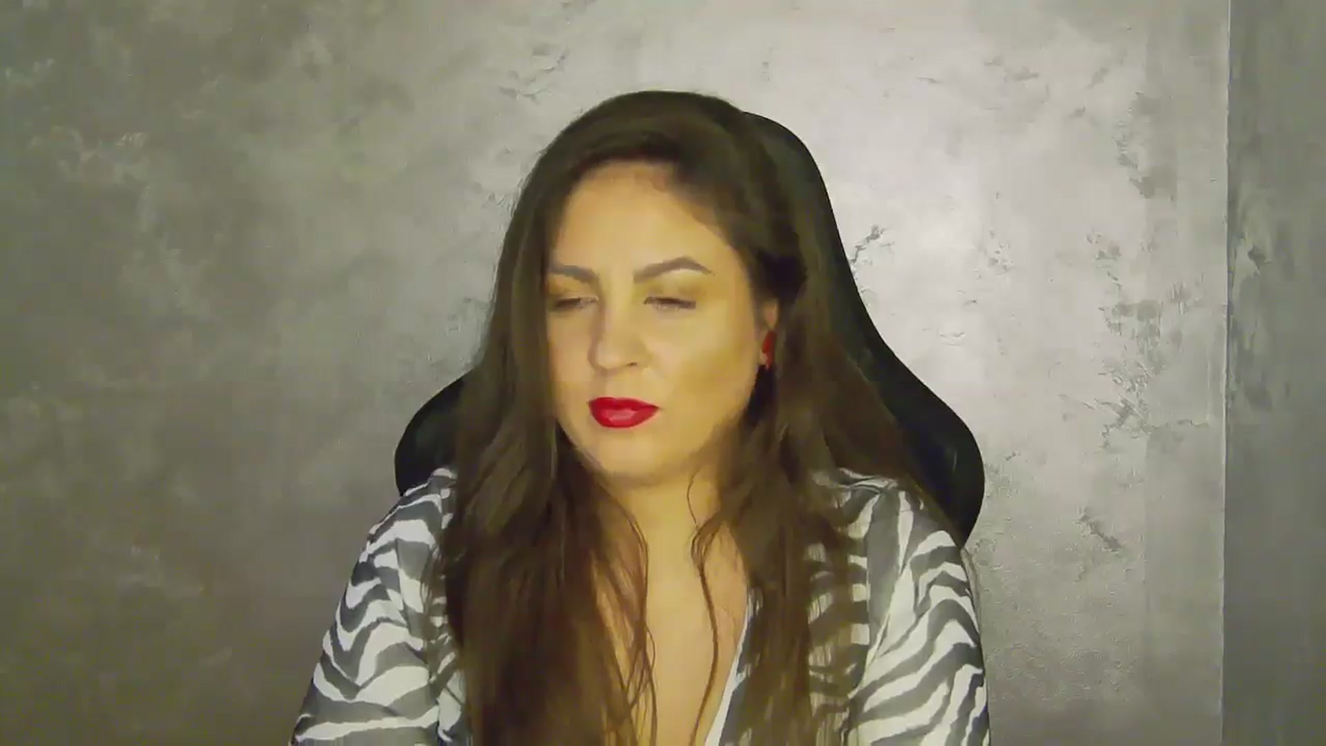 Gallery image thumbnail from NotVanilla's myfreecams stream on, 09/18/2025, 02:00 image 12 of 20