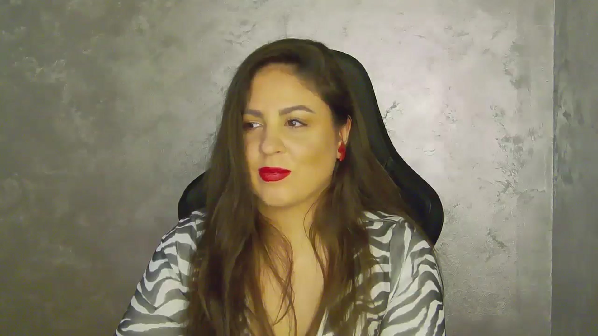 Gallery image thumbnail from NotVanilla's myfreecams stream on, 09/18/2025, 02:00 image 17 of 20