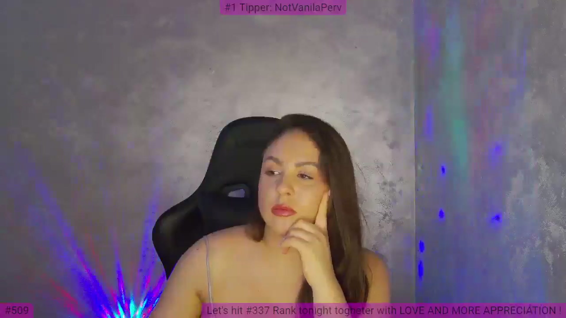 Gallery image thumbnail from NotVanilla's myfreecams stream on, 09/19/2025, 23:03 image 17 of 20