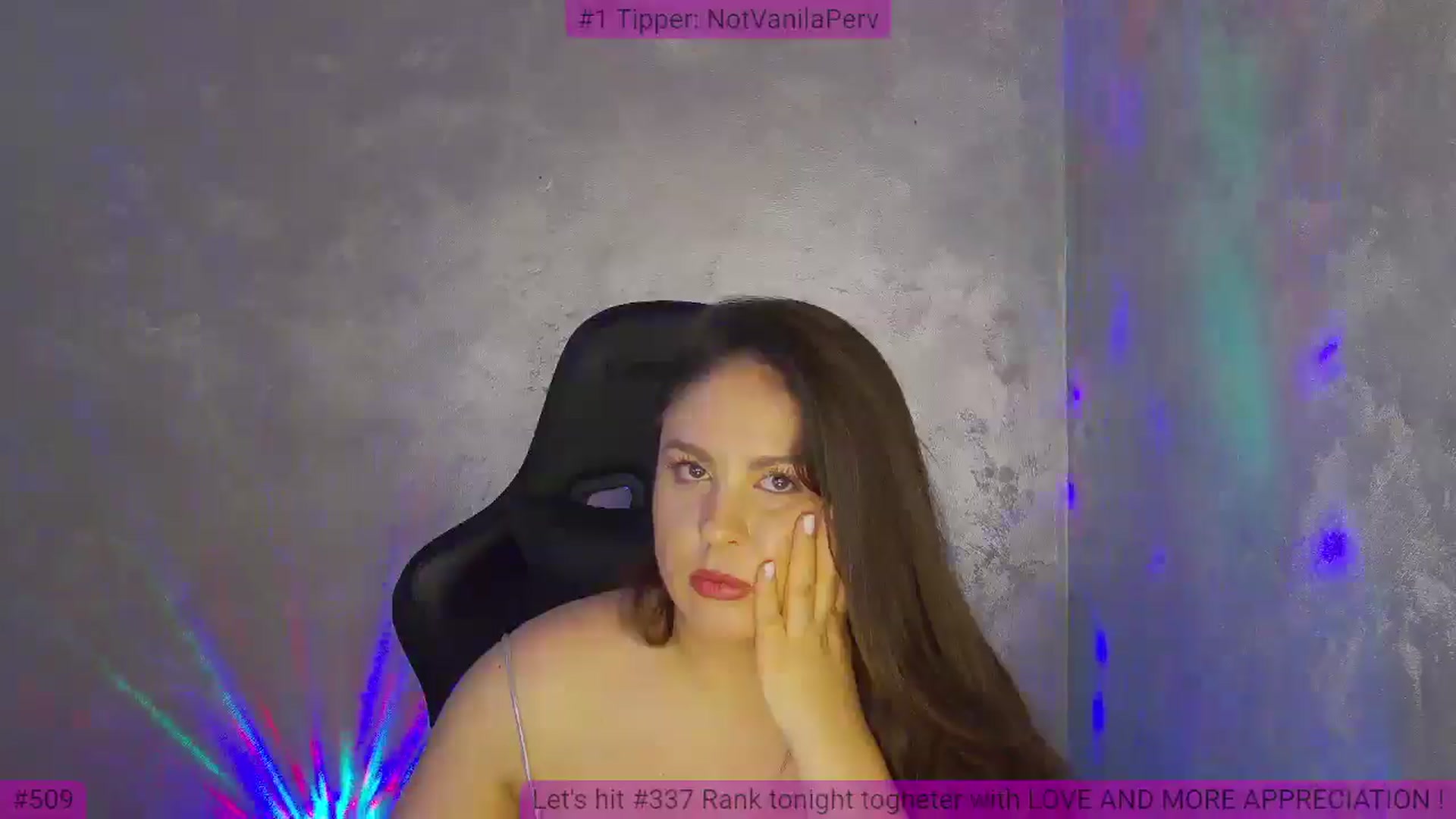 Gallery image thumbnail from NotVanilla's myfreecams stream on, 09/19/2025, 23:03 image 18 of 20