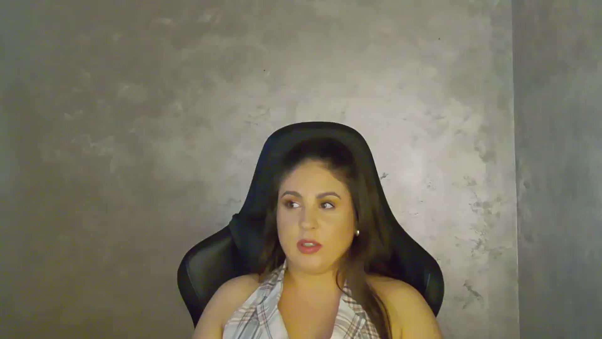 Gallery image thumbnail from NotVanilla's myfreecams stream on, 09/20/2025, 07:31 image 1 of 20