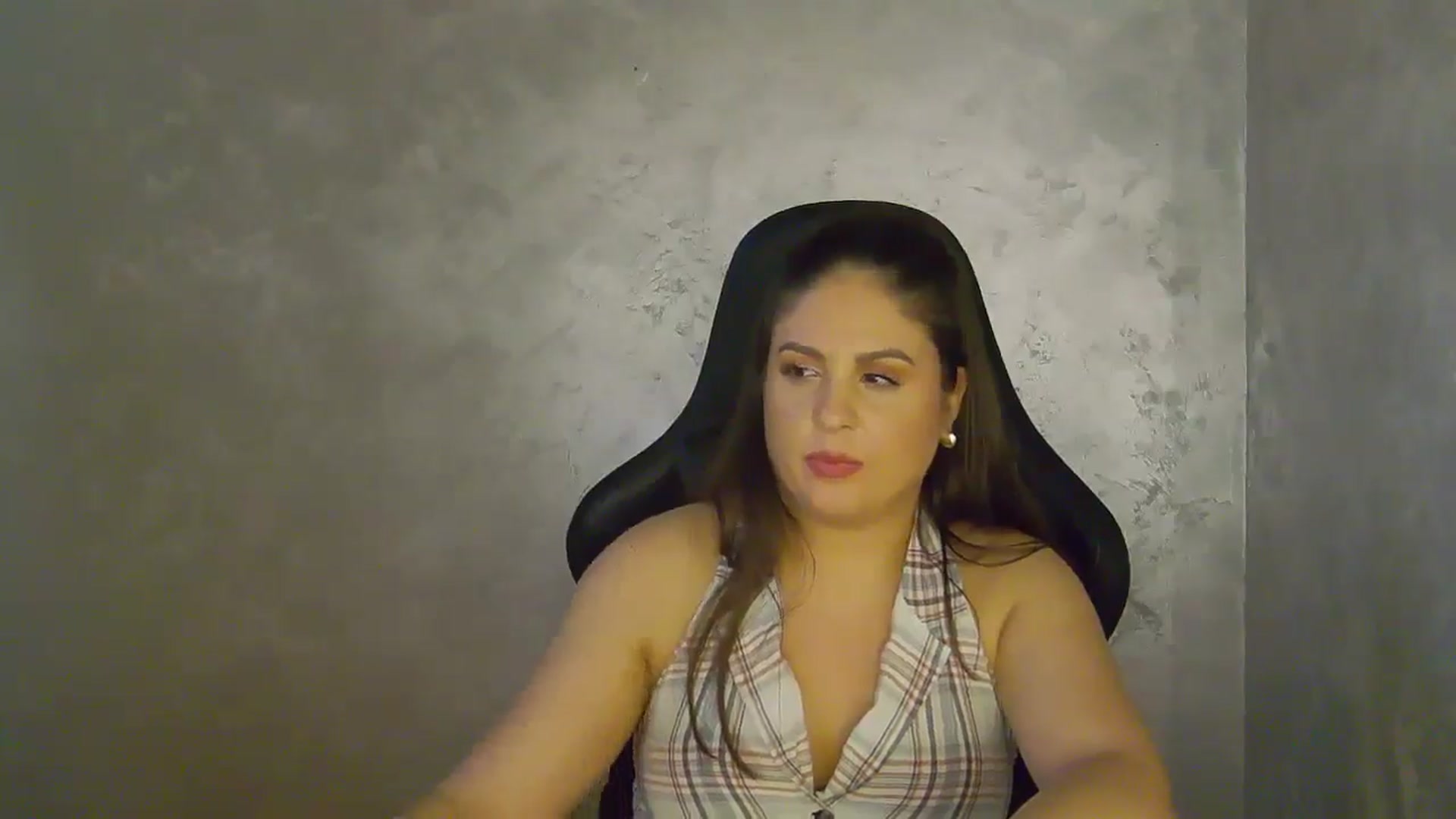 Gallery image thumbnail from NotVanilla's myfreecams stream on, 09/20/2025, 07:31 image 13 of 20