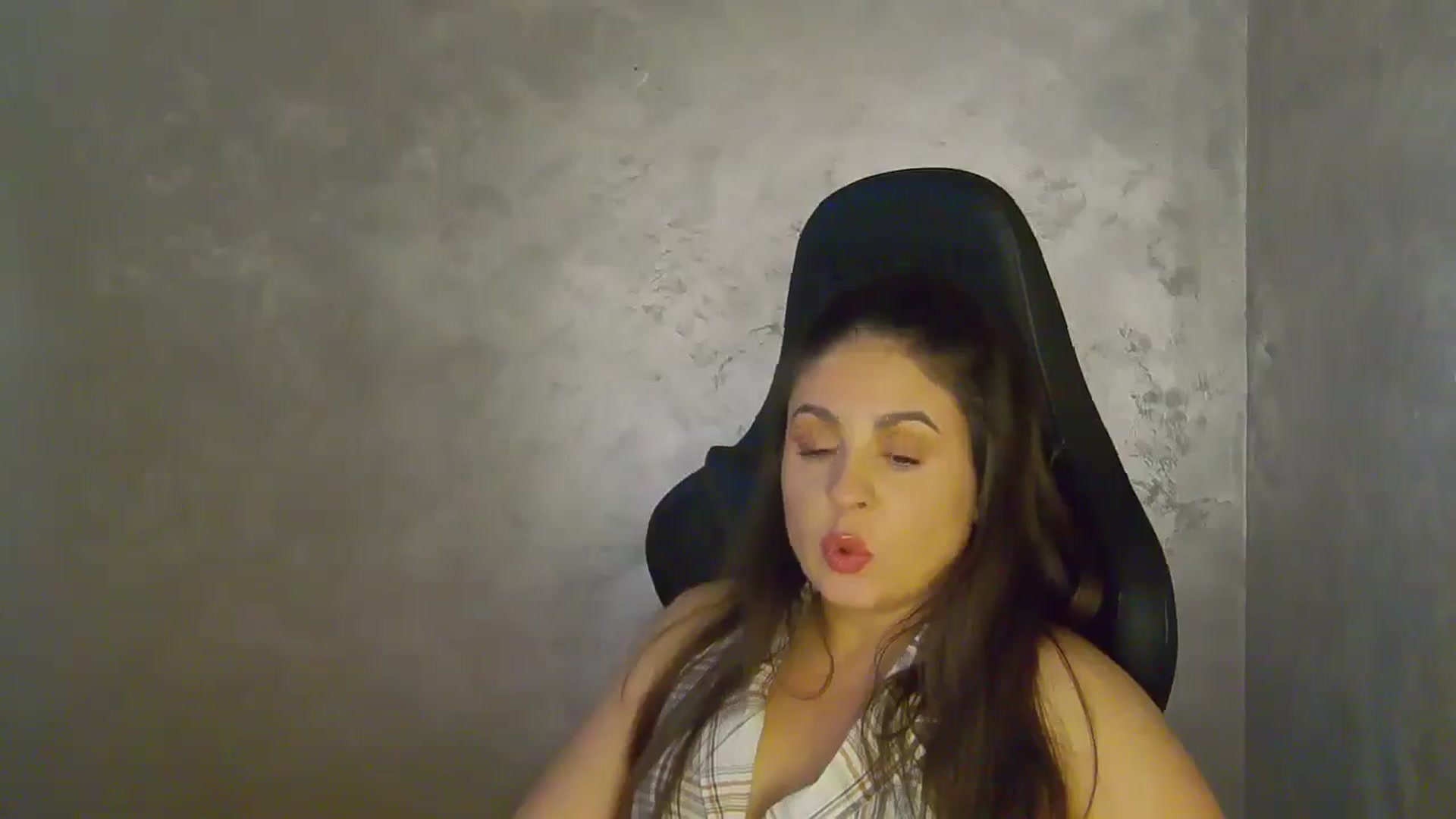 Gallery image thumbnail from NotVanilla's myfreecams stream on, 09/20/2025, 07:31 image 19 of 20