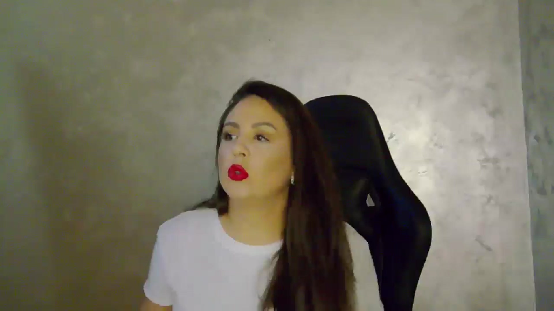 Gallery image thumbnail from NotVanilla's myfreecams stream on, 09/21/2025, 02:05 image 12 of 20