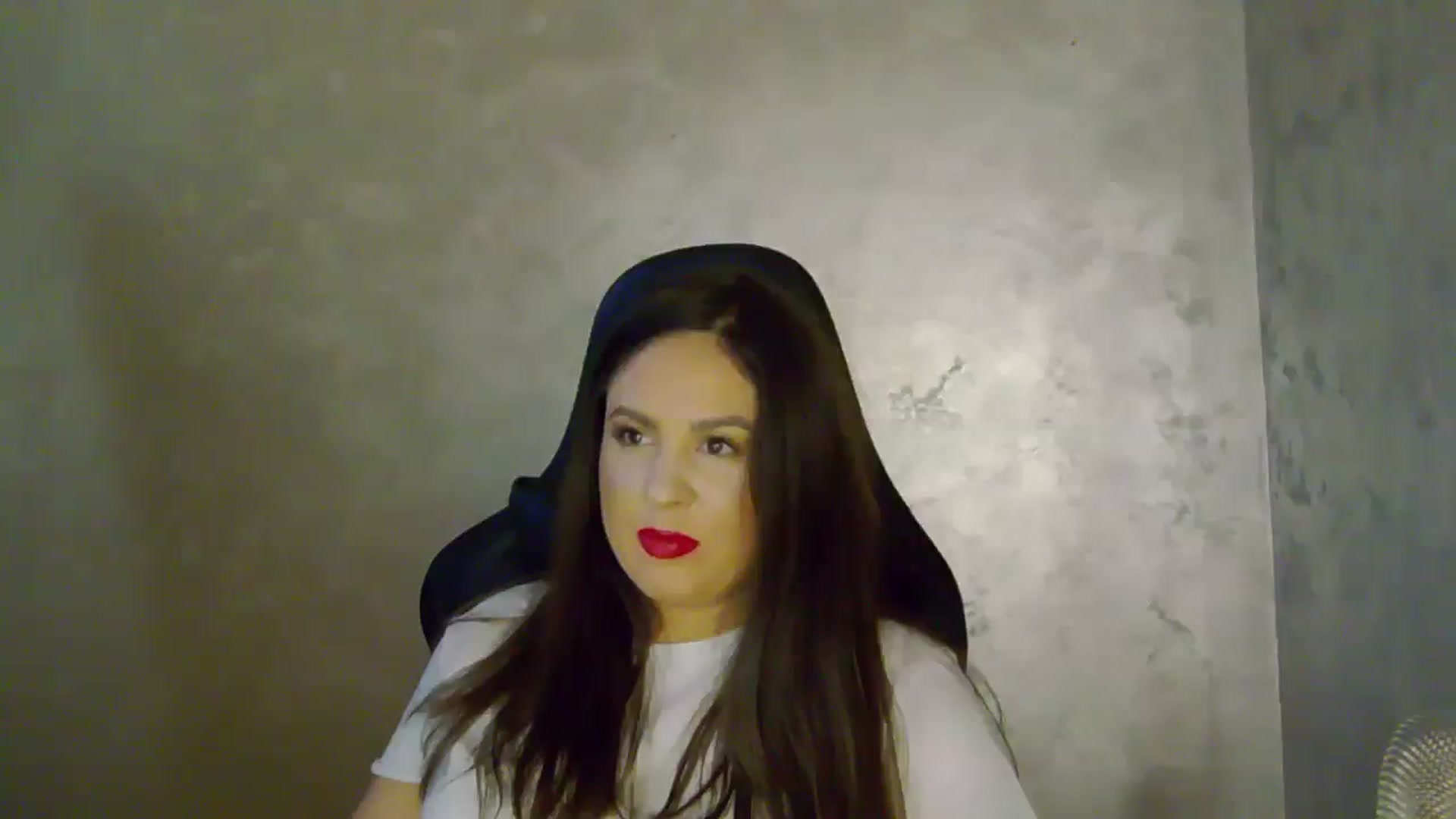 Gallery image thumbnail from NotVanilla's myfreecams stream on, 09/21/2025, 05:04 image 8 of 20