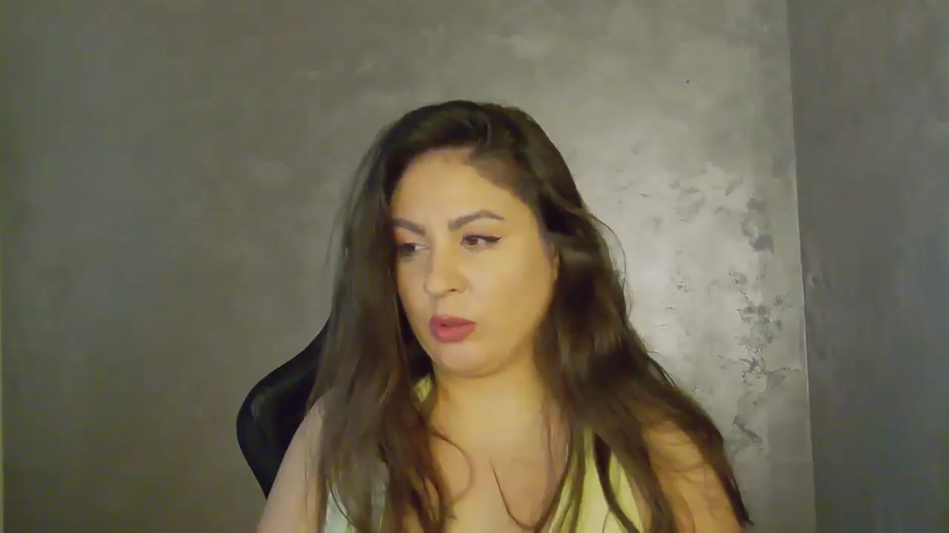 Gallery image thumbnail from NotVanilla's myfreecams stream on, 09/22/2025, 22:57 image 17 of 20