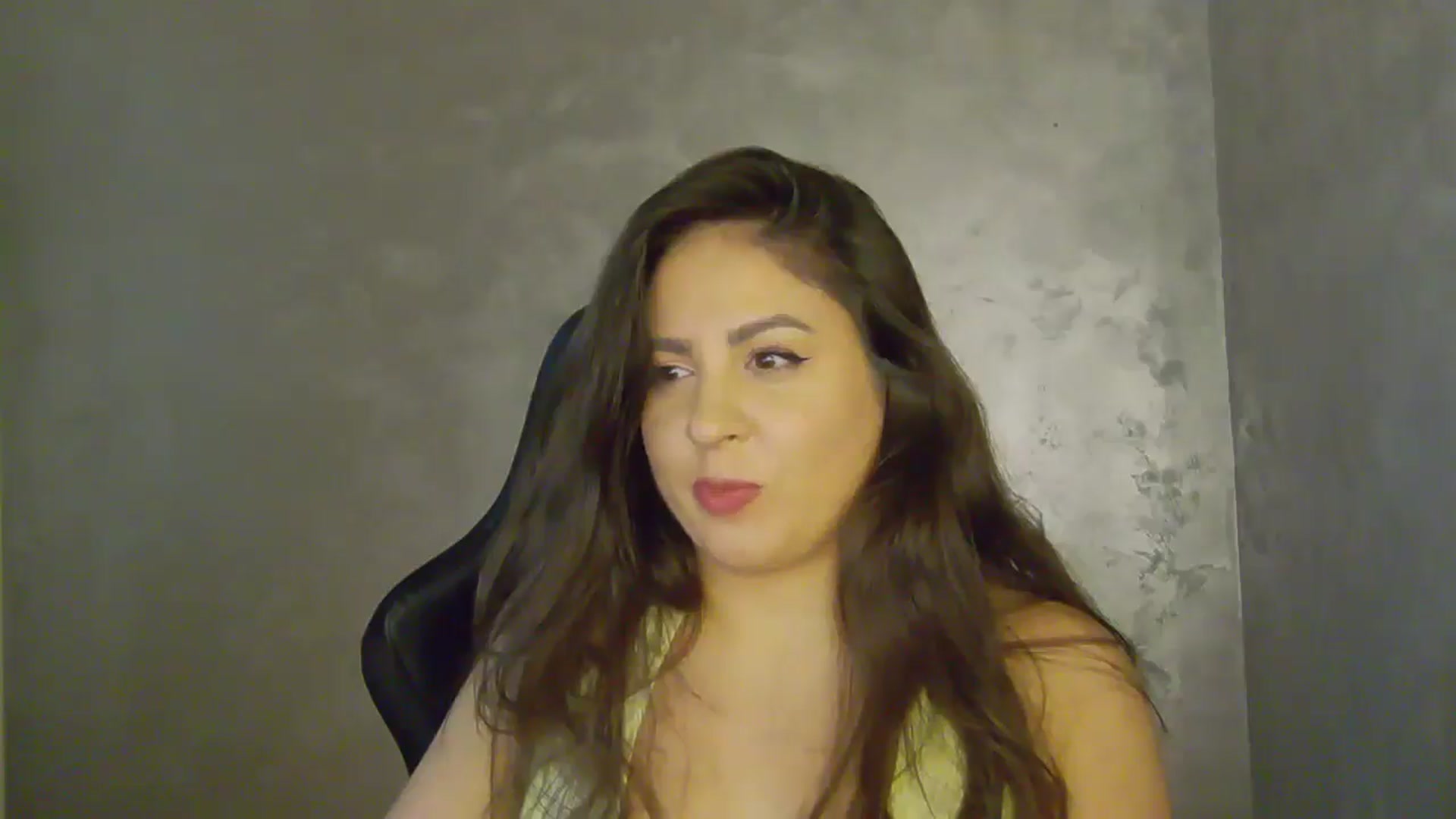 Gallery image thumbnail from NotVanilla's myfreecams stream on, 09/22/2025, 22:57 image 18 of 20
