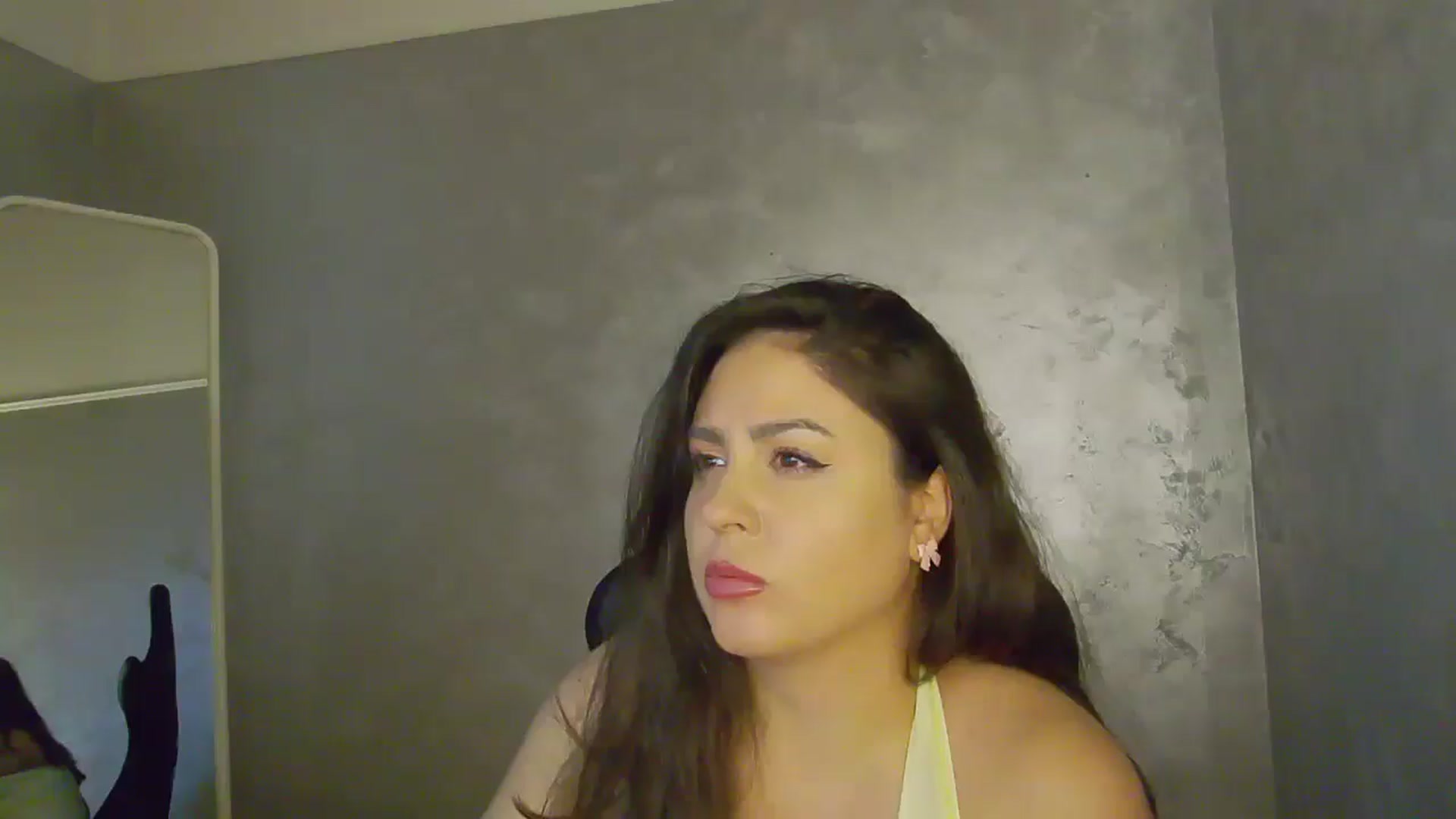 Gallery image thumbnail from NotVanilla's myfreecams stream on, 09/23/2025, 01:57 image 13 of 20