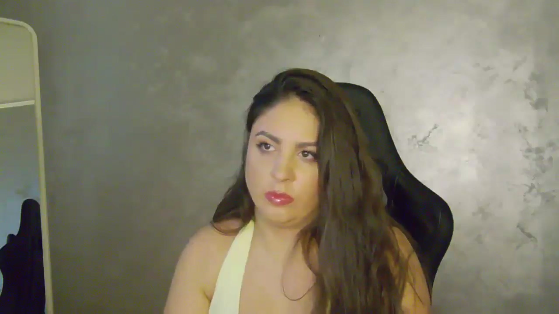 Gallery image thumbnail from NotVanilla's myfreecams stream on, 09/23/2025, 04:06 image 7 of 20