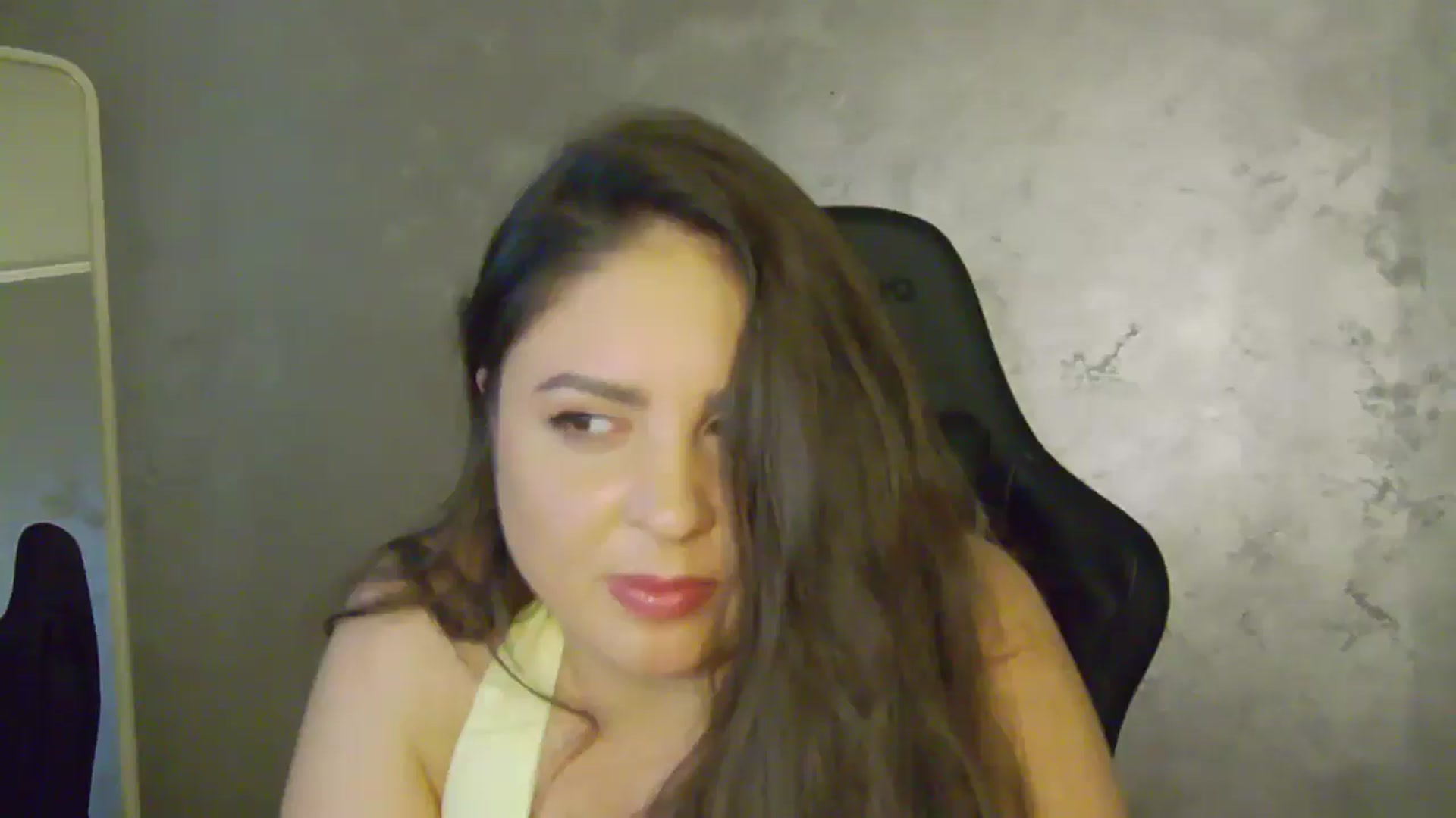 Gallery image thumbnail from NotVanilla's myfreecams stream on, 09/23/2025, 04:06 image 17 of 20