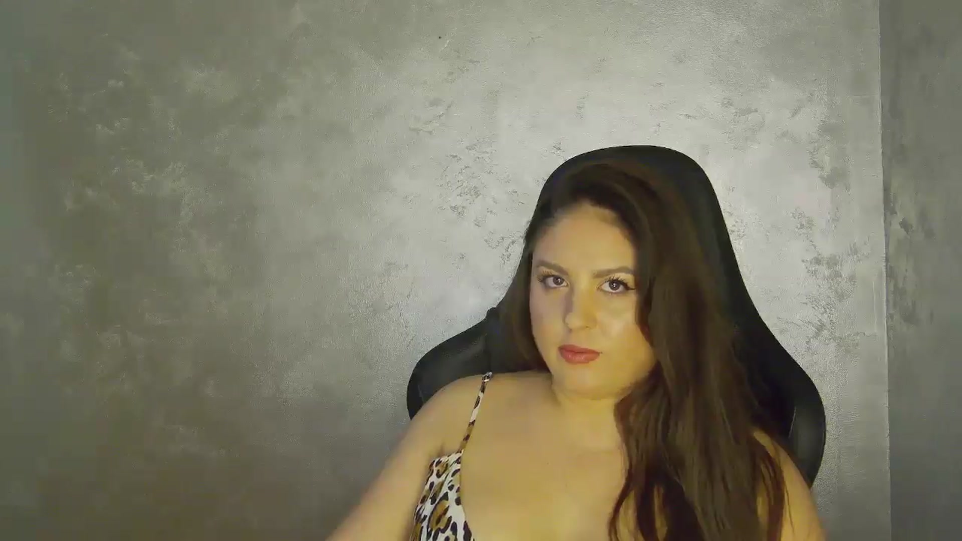 Gallery image thumbnail from NotVanilla's myfreecams stream on, 09/25/2025, 01:12 image 8 of 20