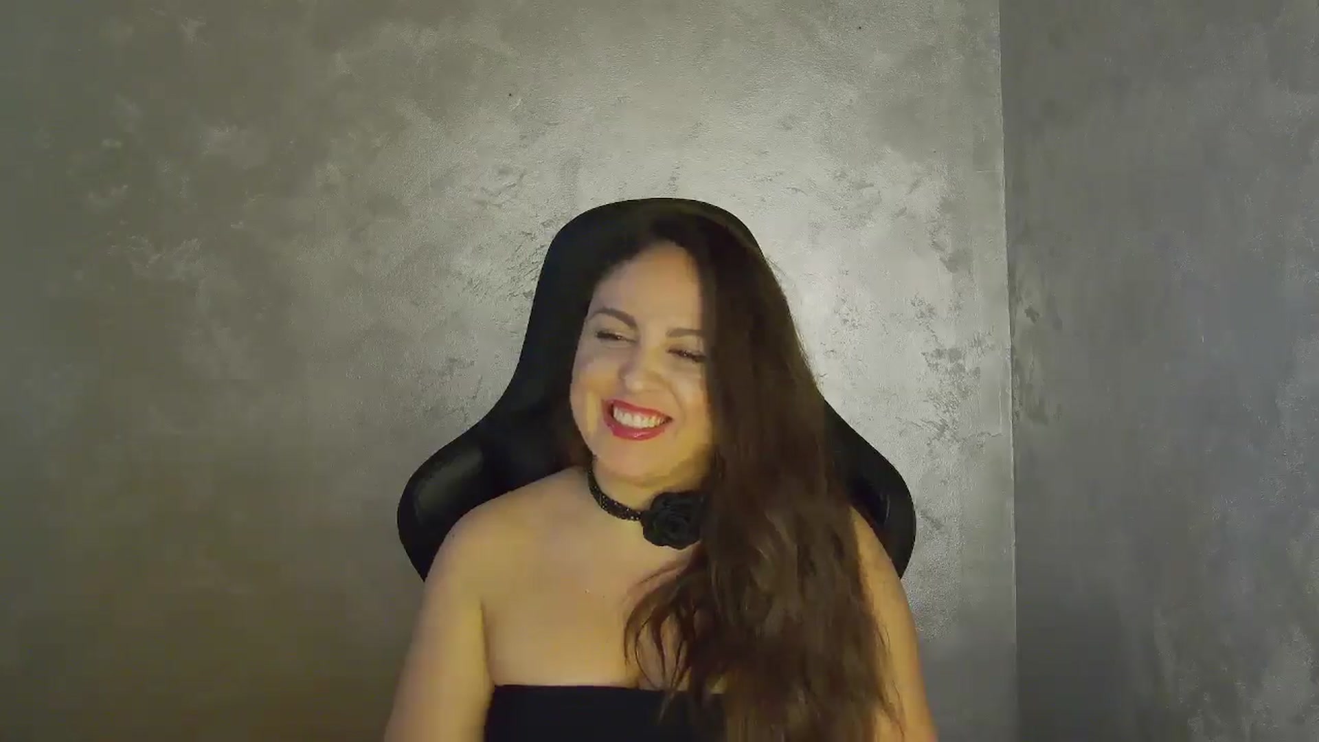 Gallery image thumbnail from NotVanilla's myfreecams stream on, 09/25/2025, 23:28 image 12 of 20