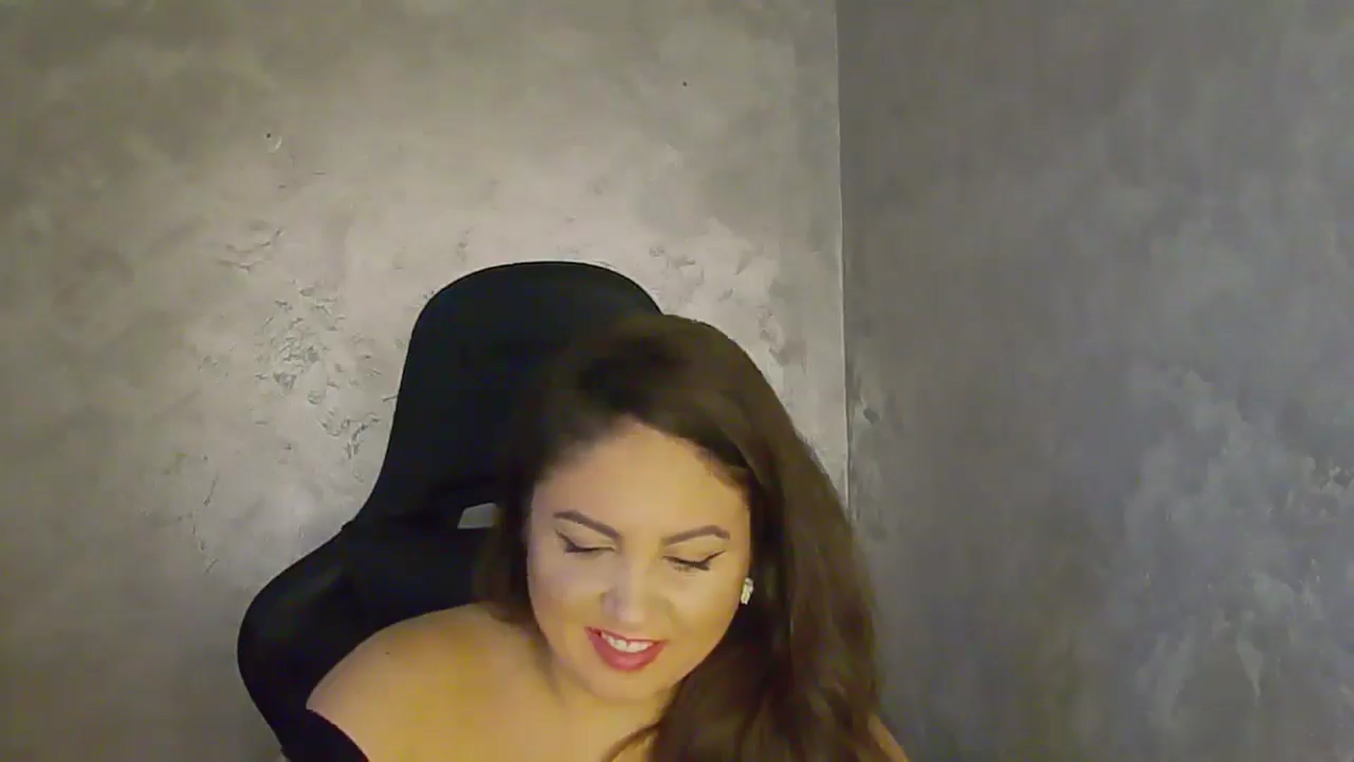 Gallery image thumbnail from NotVanilla's myfreecams stream on, 09/26/2025, 05:06 image 7 of 20