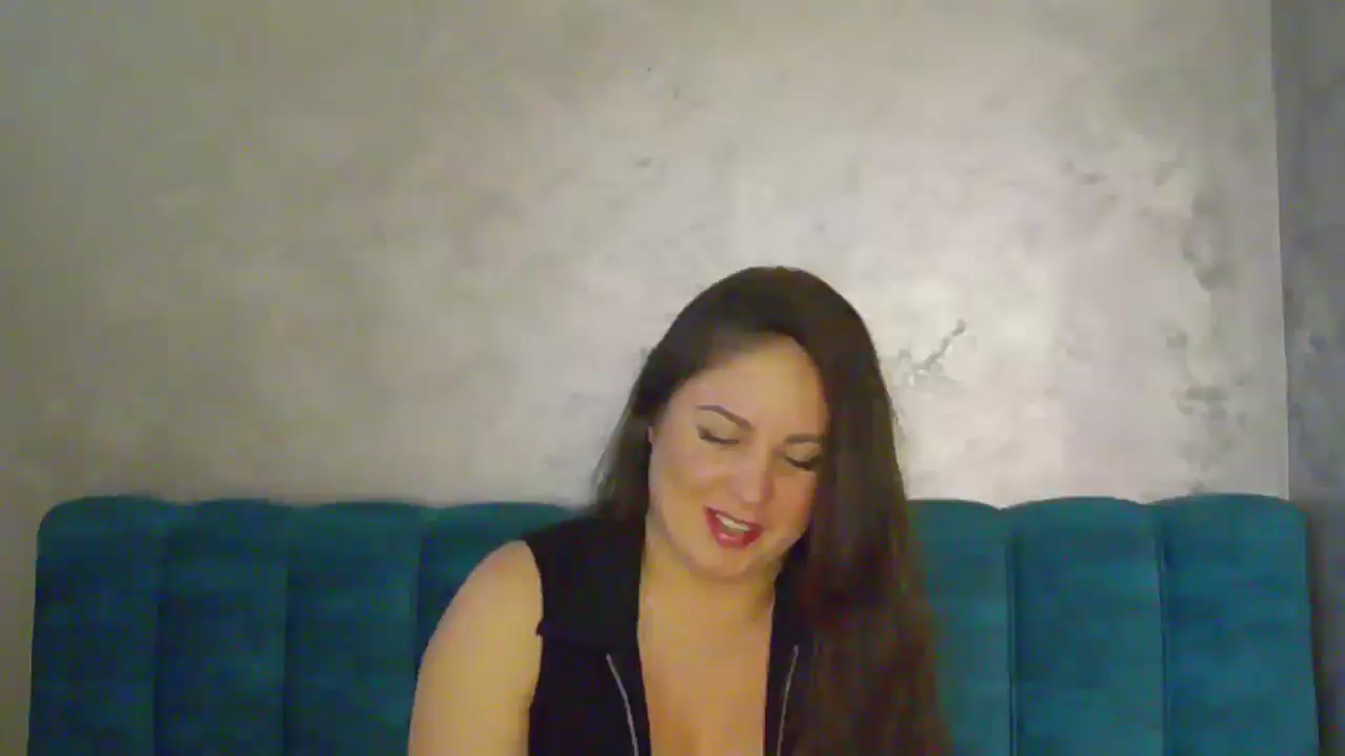 Gallery image thumbnail from NotVanilla's myfreecams stream on, 09/29/2025, 24:01 image 17 of 20
