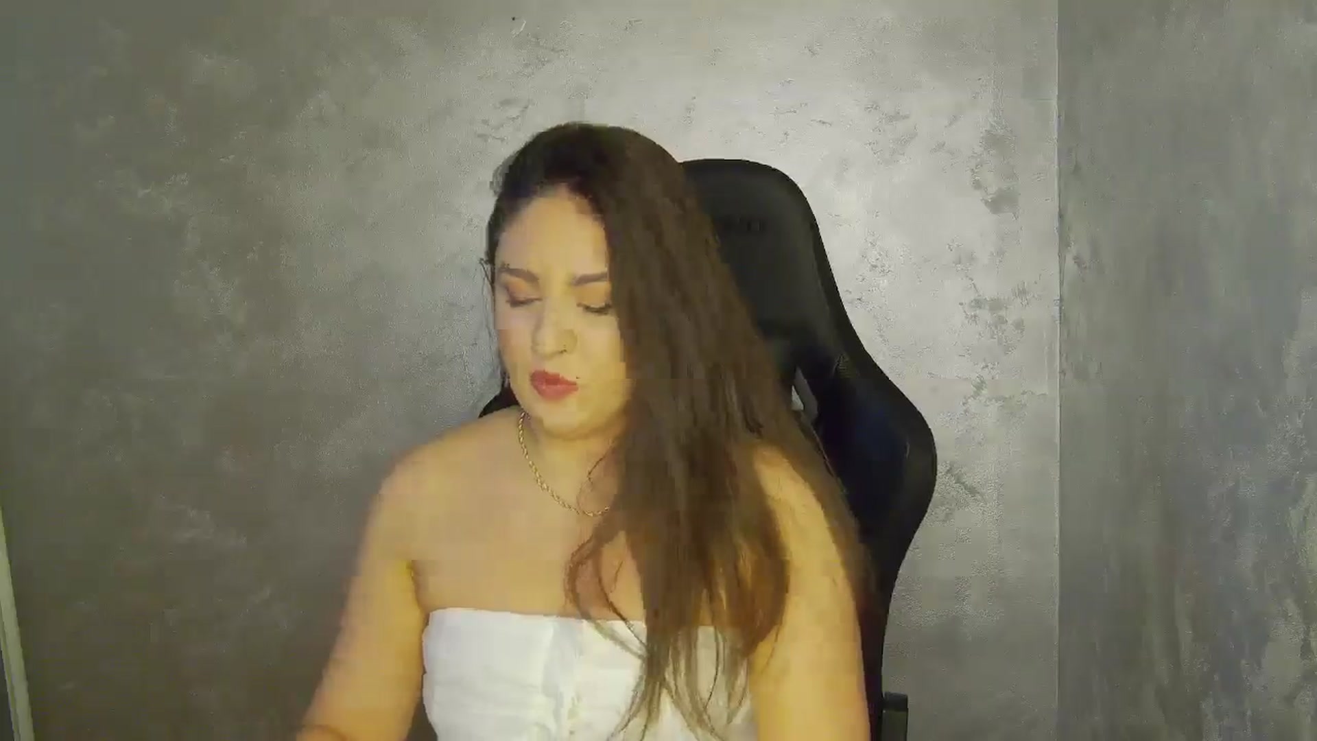 Gallery image thumbnail from NotVanilla's myfreecams stream on, 10/01/2025, 23:15 image 3 of 20