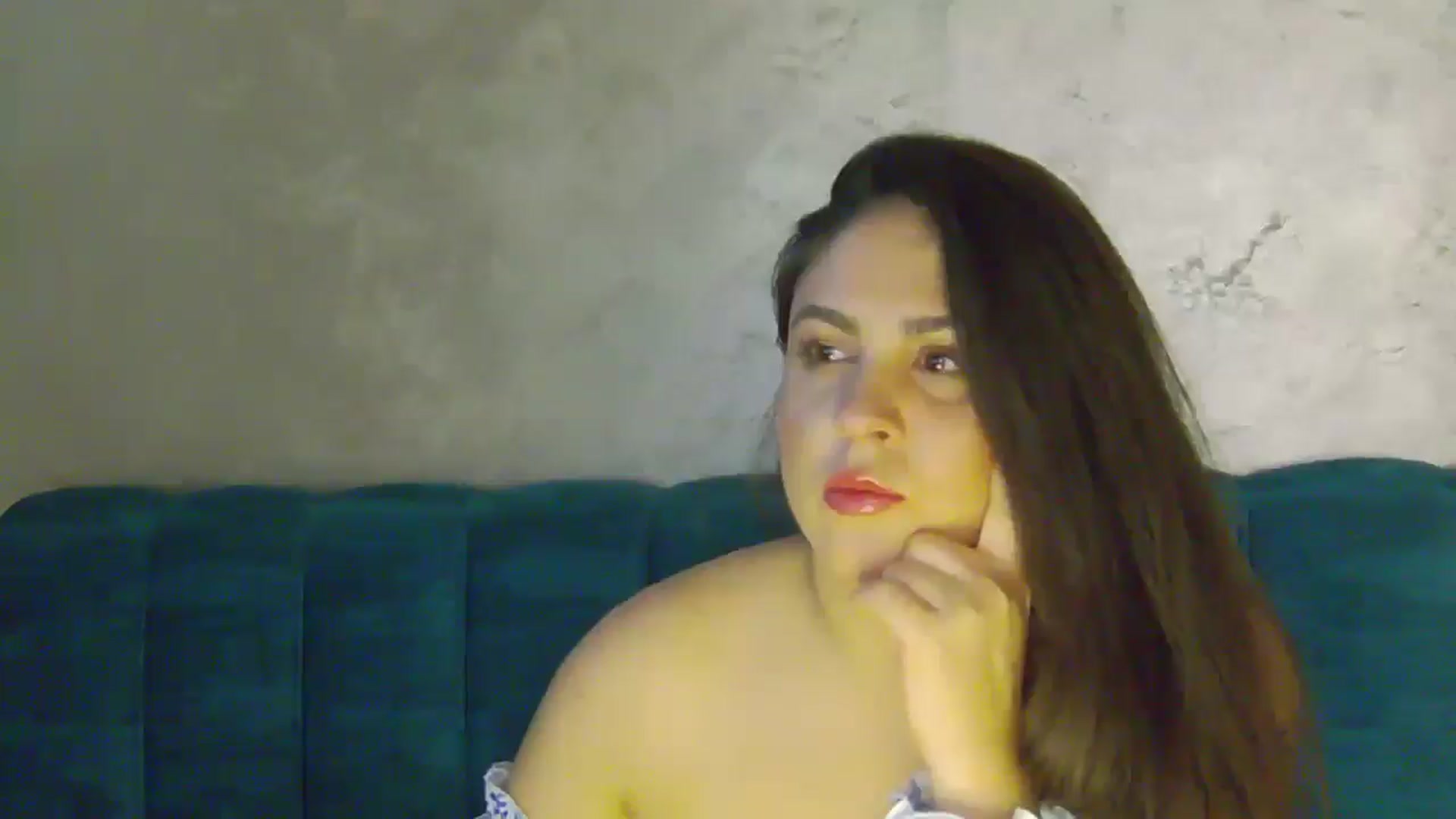 Gallery image thumbnail from NotVanilla's myfreecams stream on, 10/06/2025, 03:36 image 17 of 20