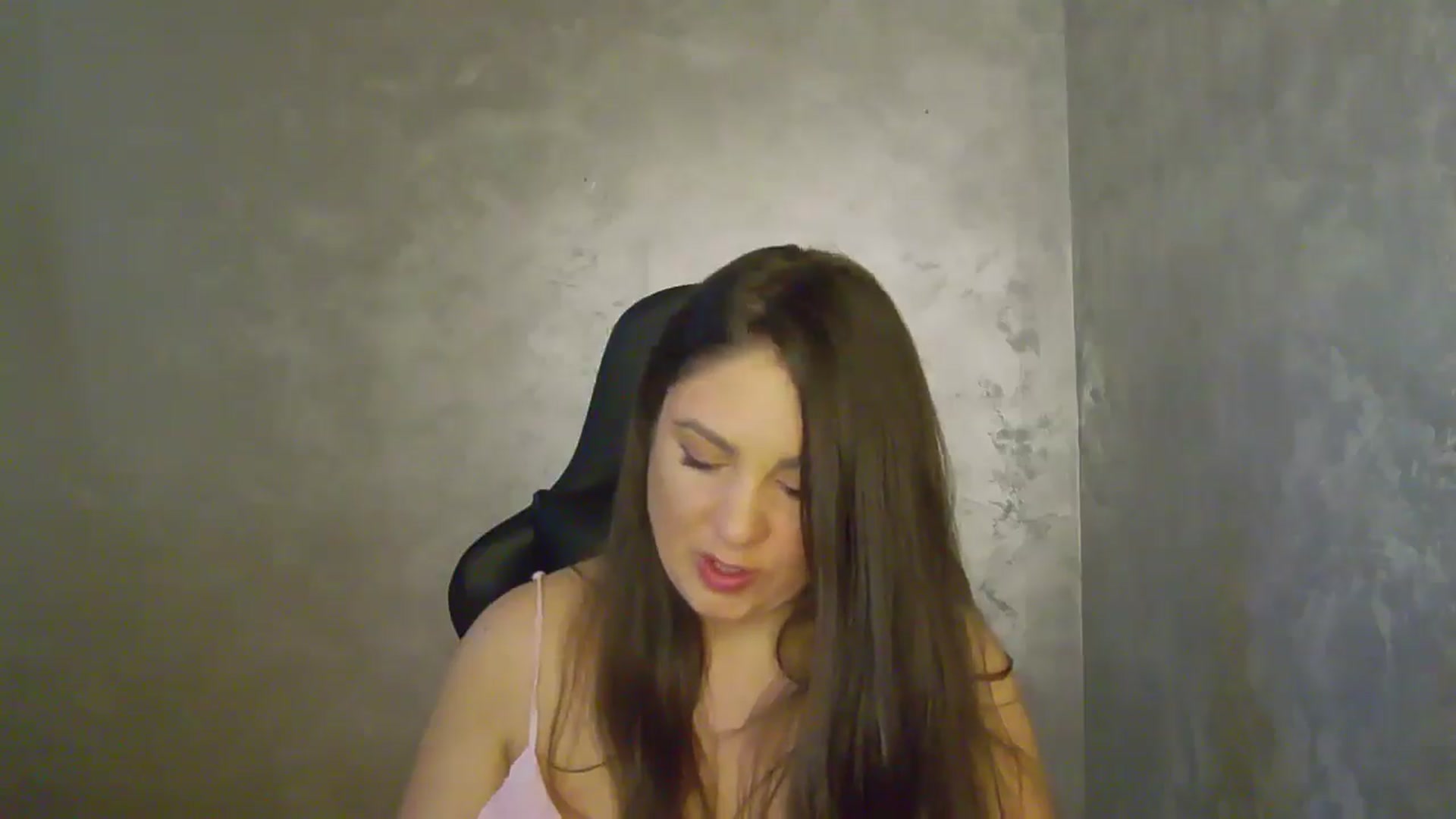 Gallery image thumbnail from NotVanilla's myfreecams stream on, 10/07/2025, 05:00 image 18 of 20