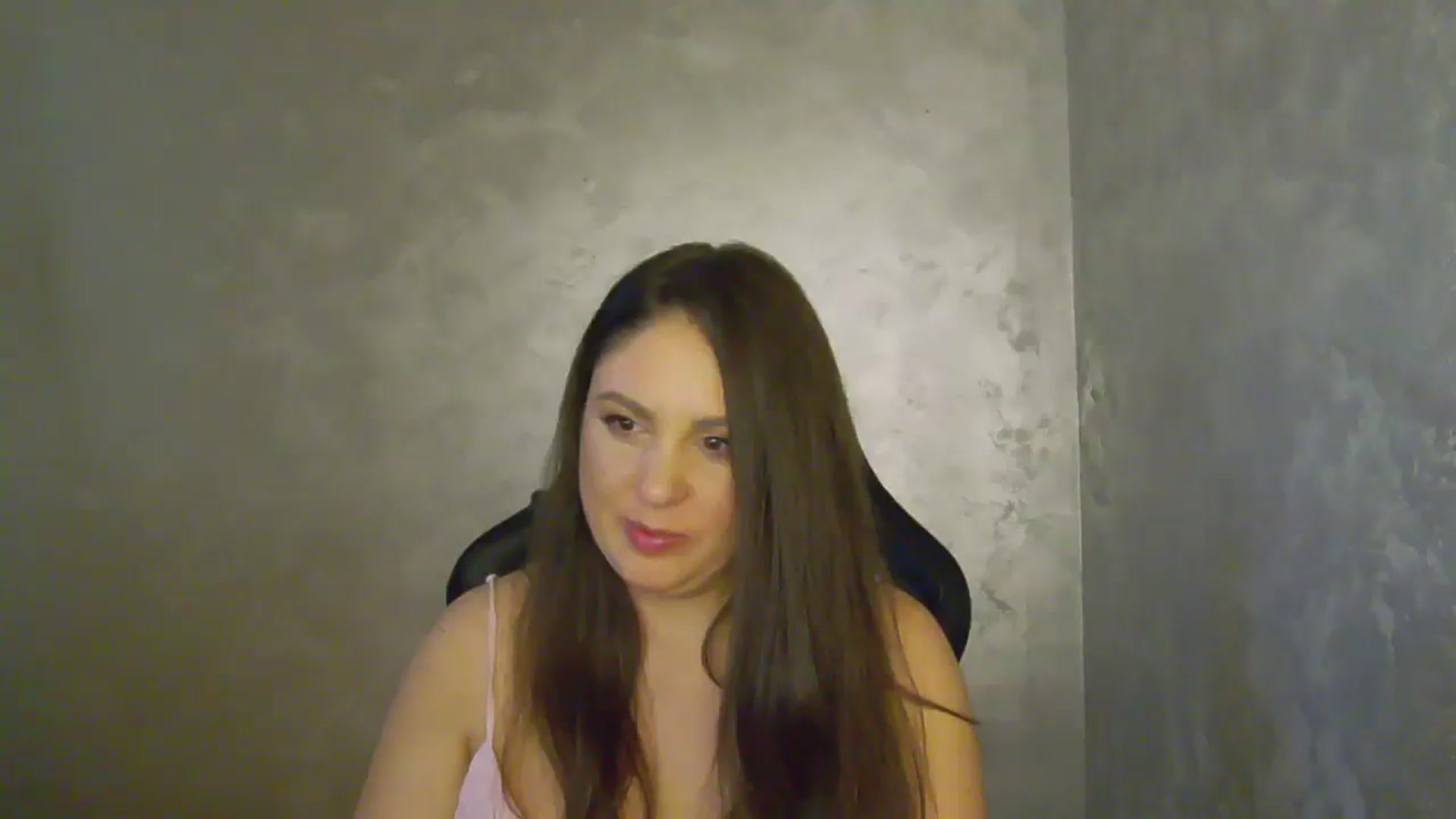 Gallery image thumbnail from NotVanilla's myfreecams stream on, 10/07/2025, 05:00 image 20 of 20