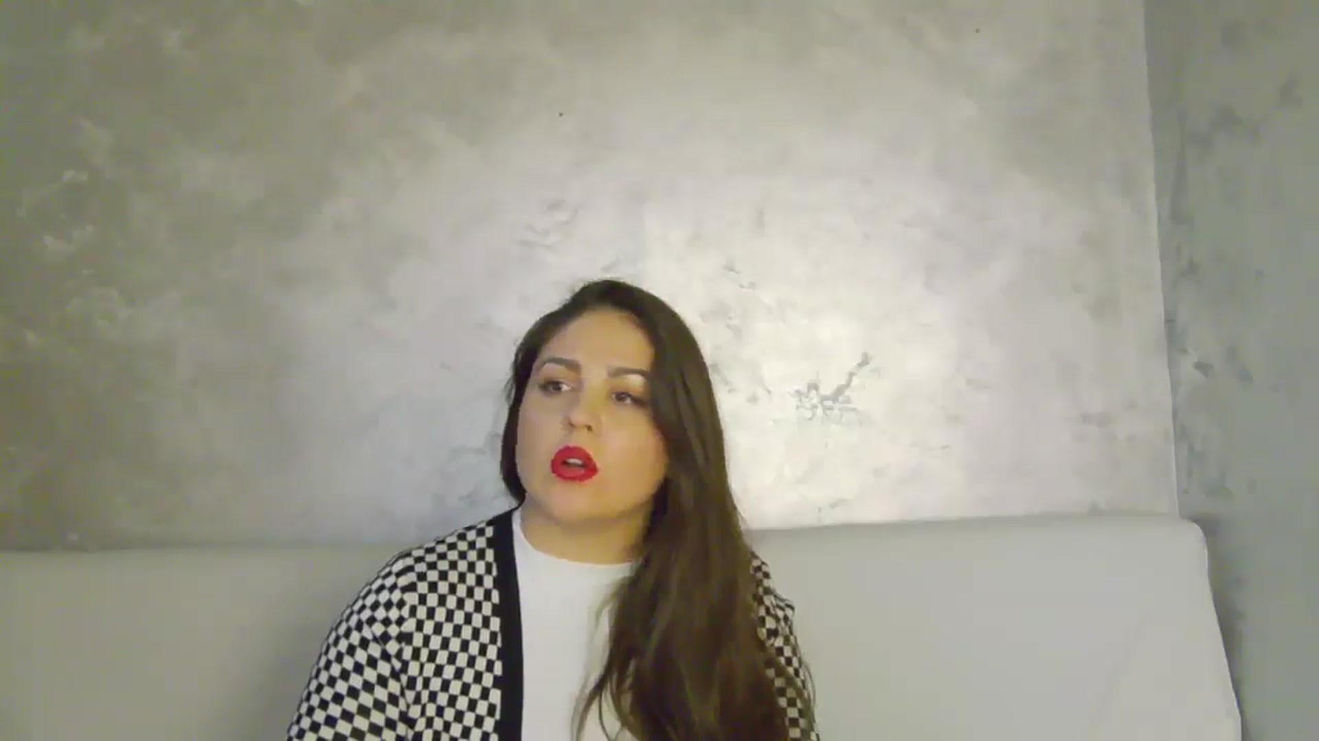 Gallery image thumbnail from NotVanilla's myfreecams stream on, 10/08/2025, 08:25 image 6 of 20