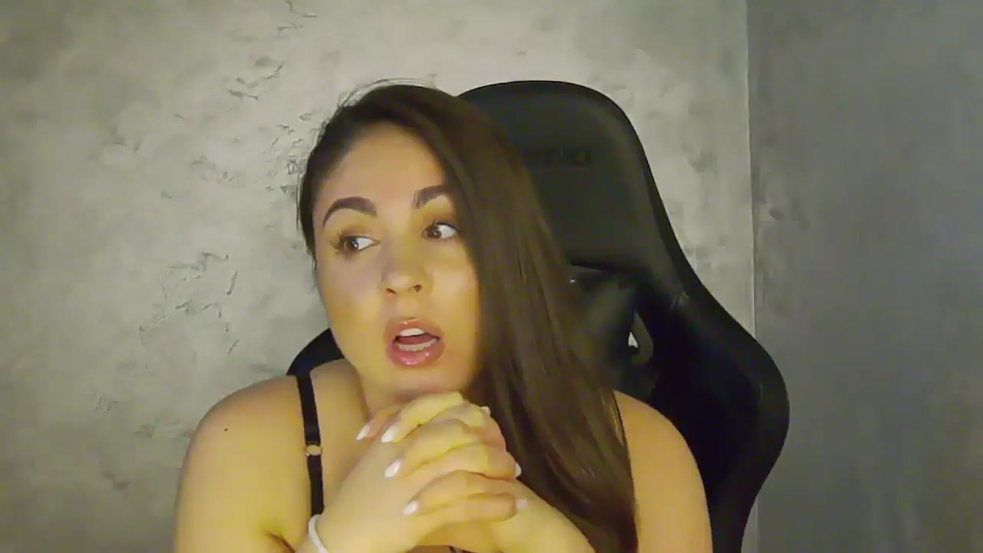 Gallery image thumbnail from NotVanilla's myfreecams stream on, 10/10/2025, 01:05 image 4 of 20