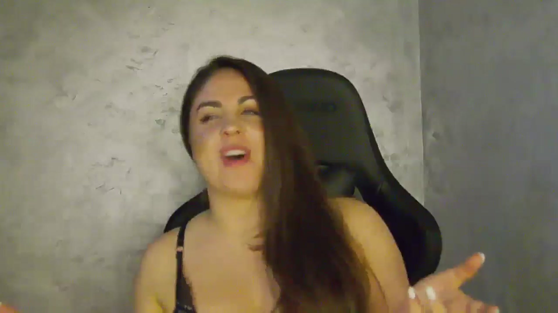 Gallery image thumbnail from NotVanilla's myfreecams stream on, 10/10/2025, 01:05 image 9 of 20