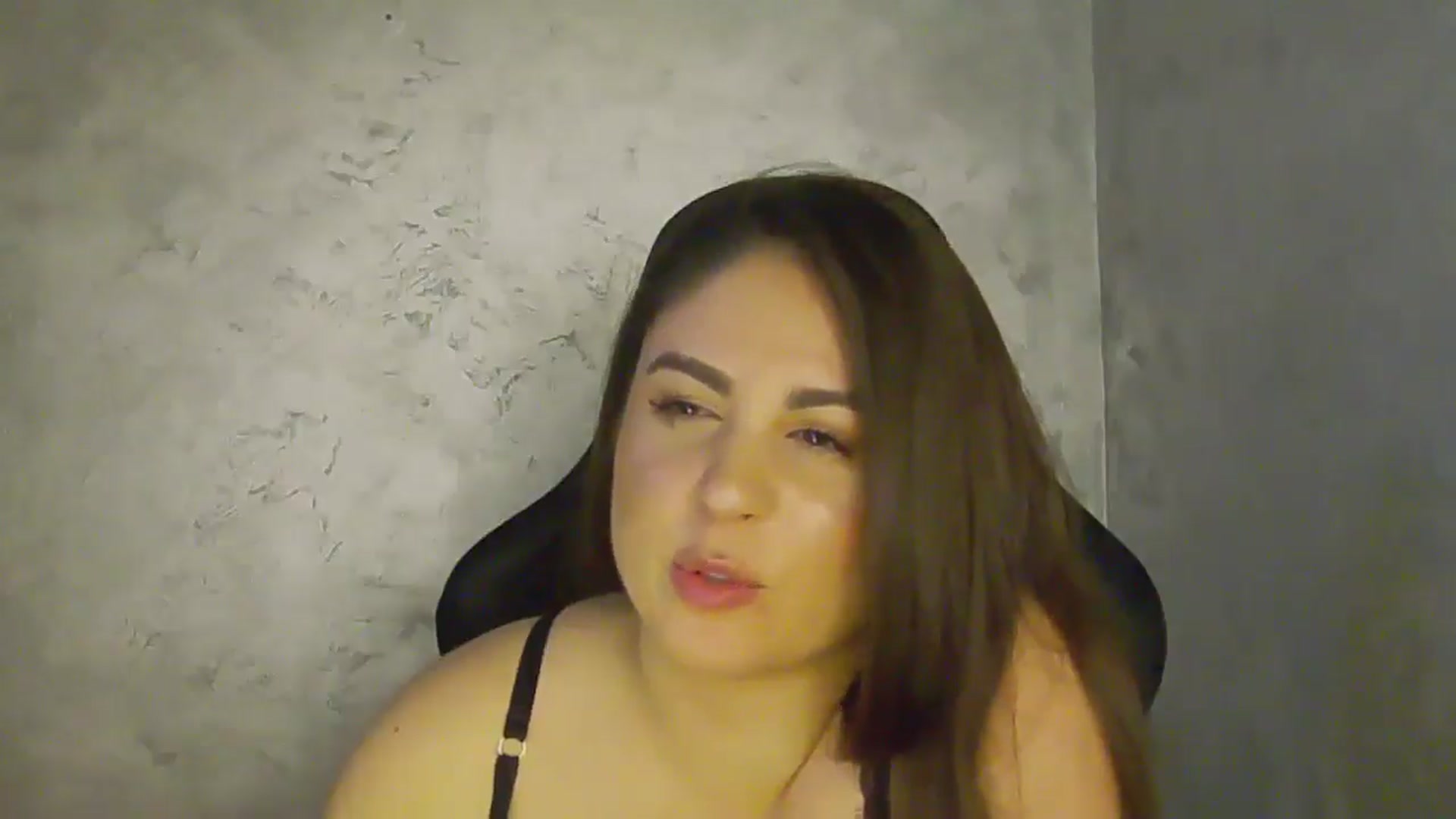 Gallery image thumbnail from NotVanilla's myfreecams stream on, 10/10/2025, 01:05 image 10 of 20