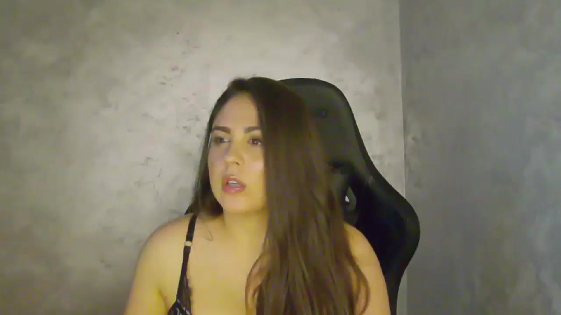 Gallery image thumbnail from NotVanilla's myfreecams stream on, 10/10/2025, 01:05 image 1 of 20