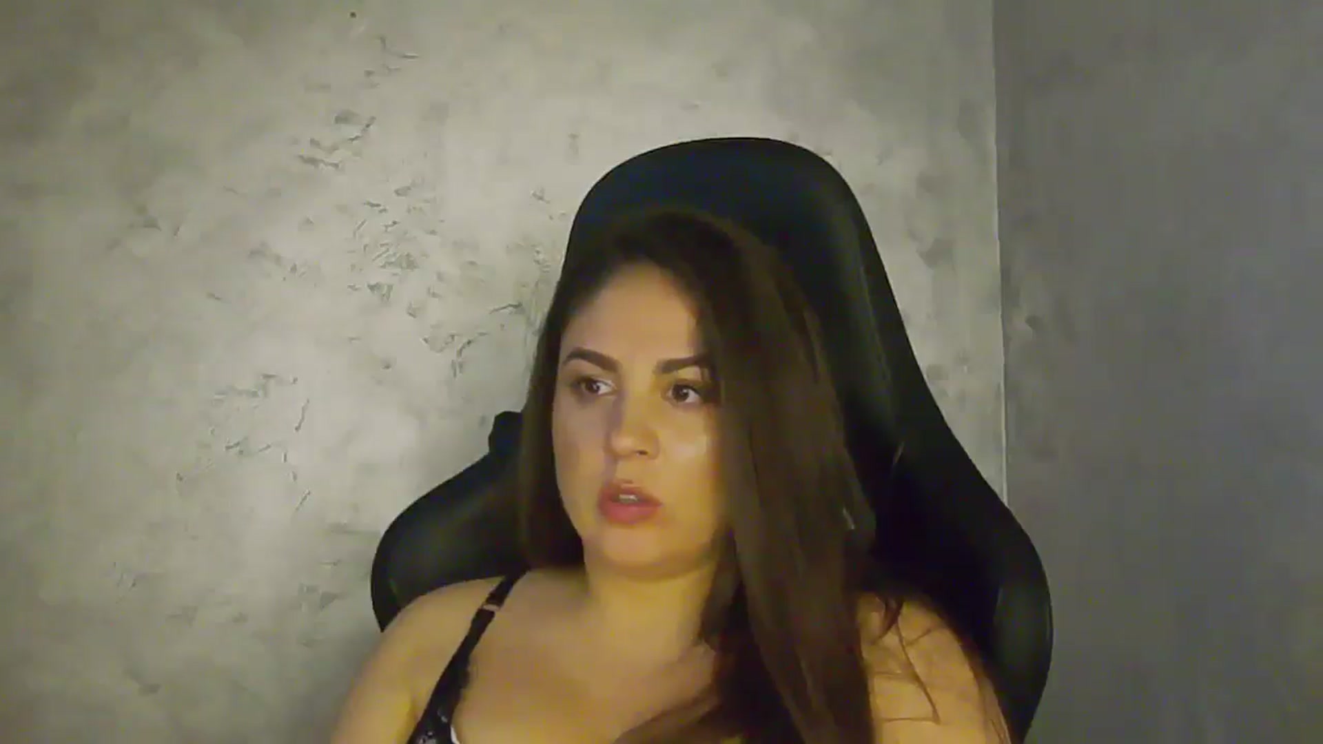 Gallery image thumbnail from NotVanilla's myfreecams stream on, 10/10/2025, 01:05 image 12 of 20