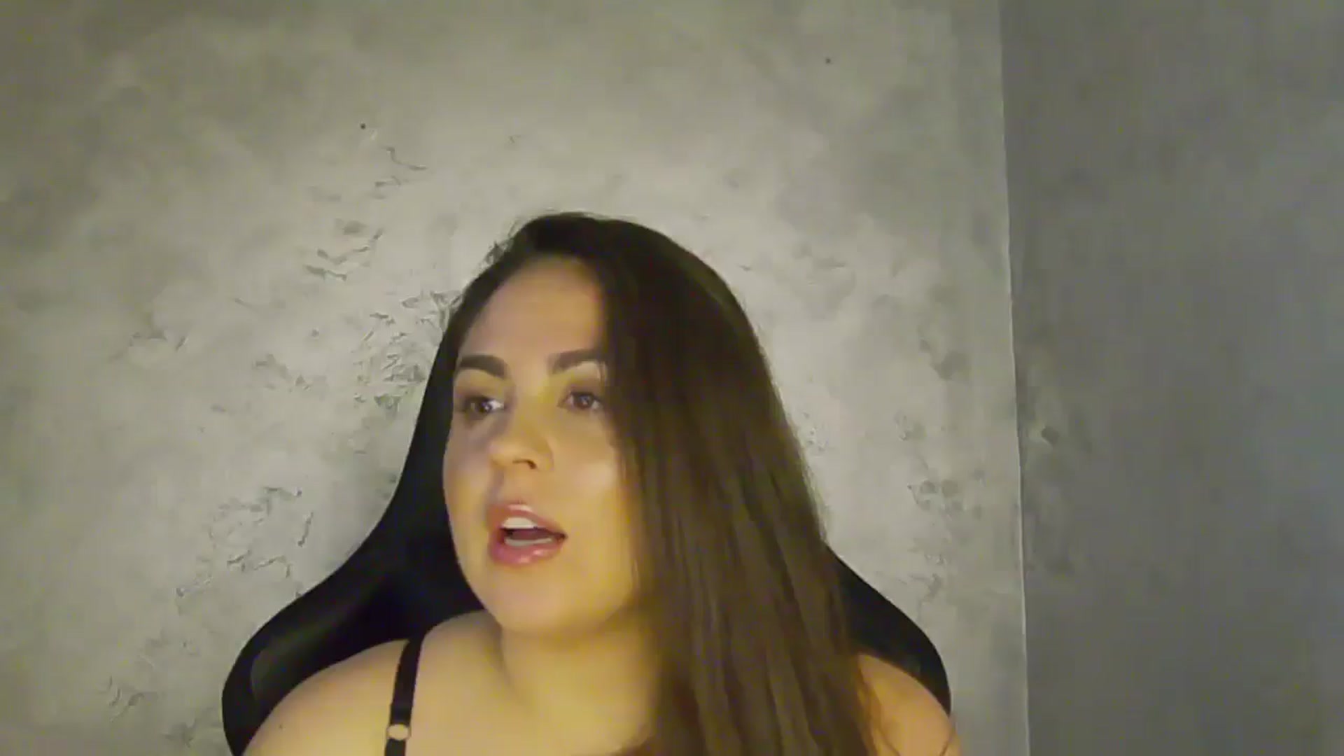 Gallery image thumbnail from NotVanilla's myfreecams stream on, 10/10/2025, 01:05 image 7 of 20