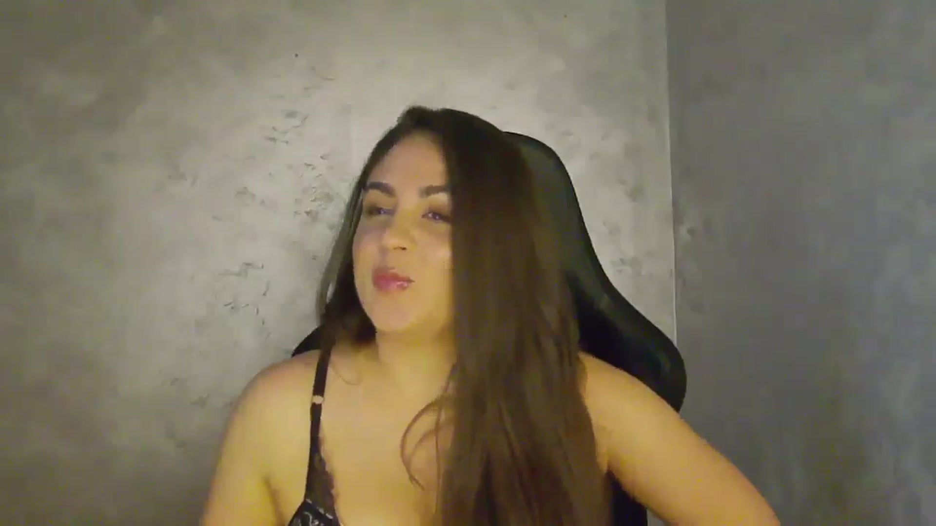 Gallery image thumbnail from NotVanilla's myfreecams stream on, 10/10/2025, 01:05 image 2 of 20