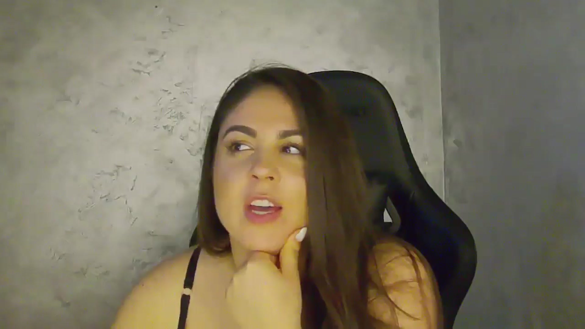Gallery image thumbnail from NotVanilla's myfreecams stream on, 10/10/2025, 01:05 image 11 of 20