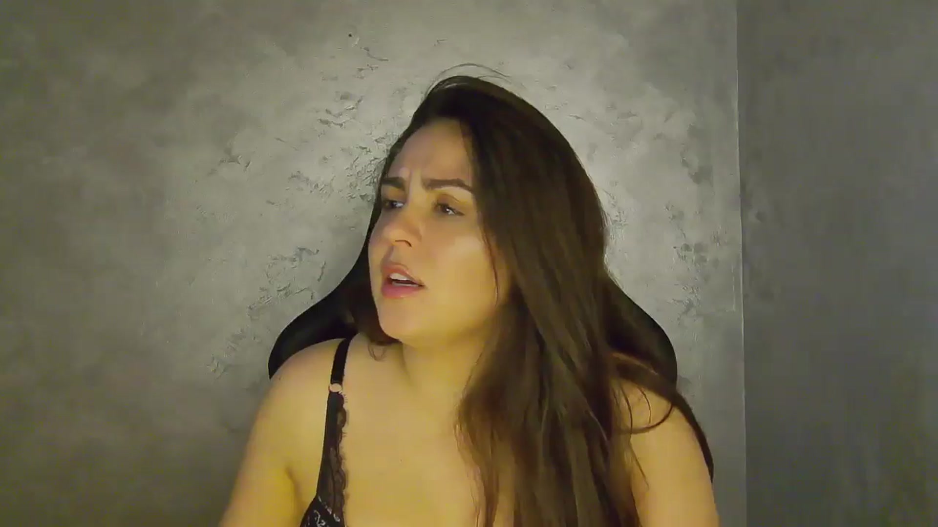 Gallery image thumbnail from NotVanilla's myfreecams stream on, 10/10/2025, 04:07 image 15 of 20