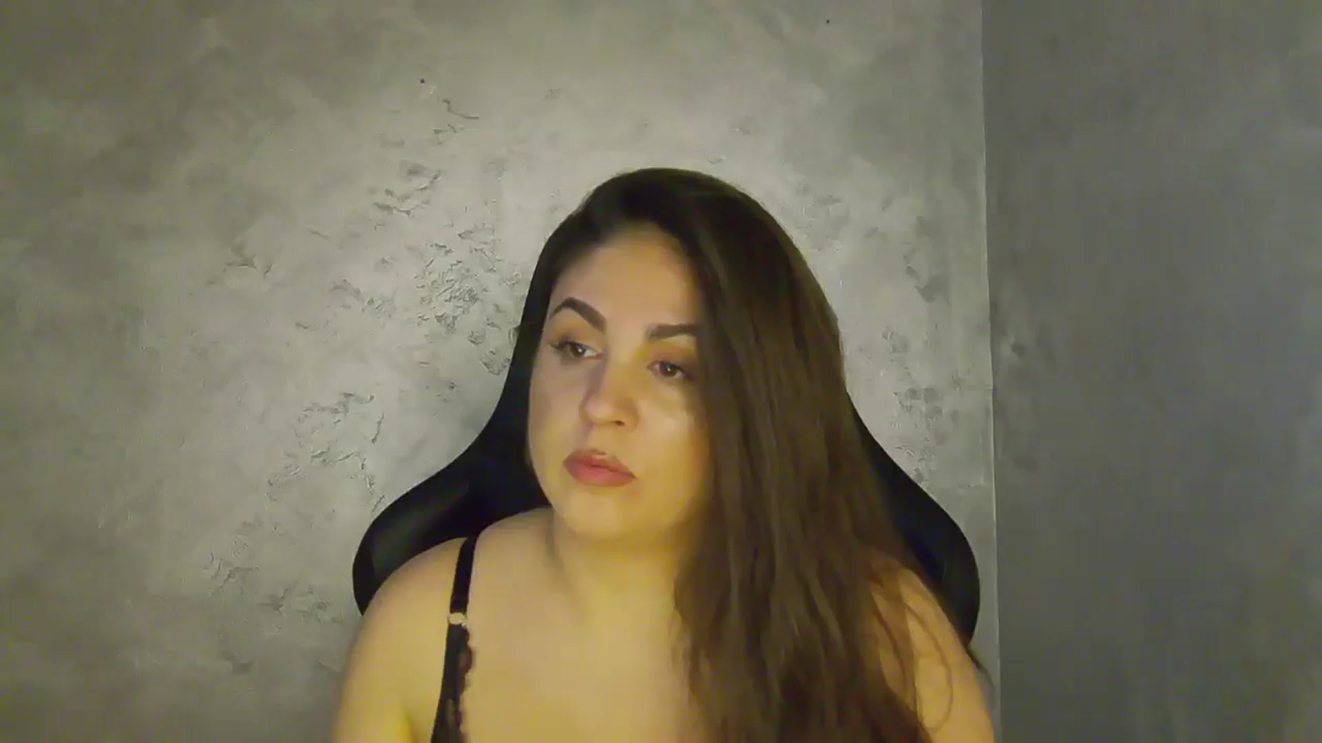 Gallery image thumbnail from NotVanilla's myfreecams stream on, 10/10/2025, 04:07 image 6 of 20