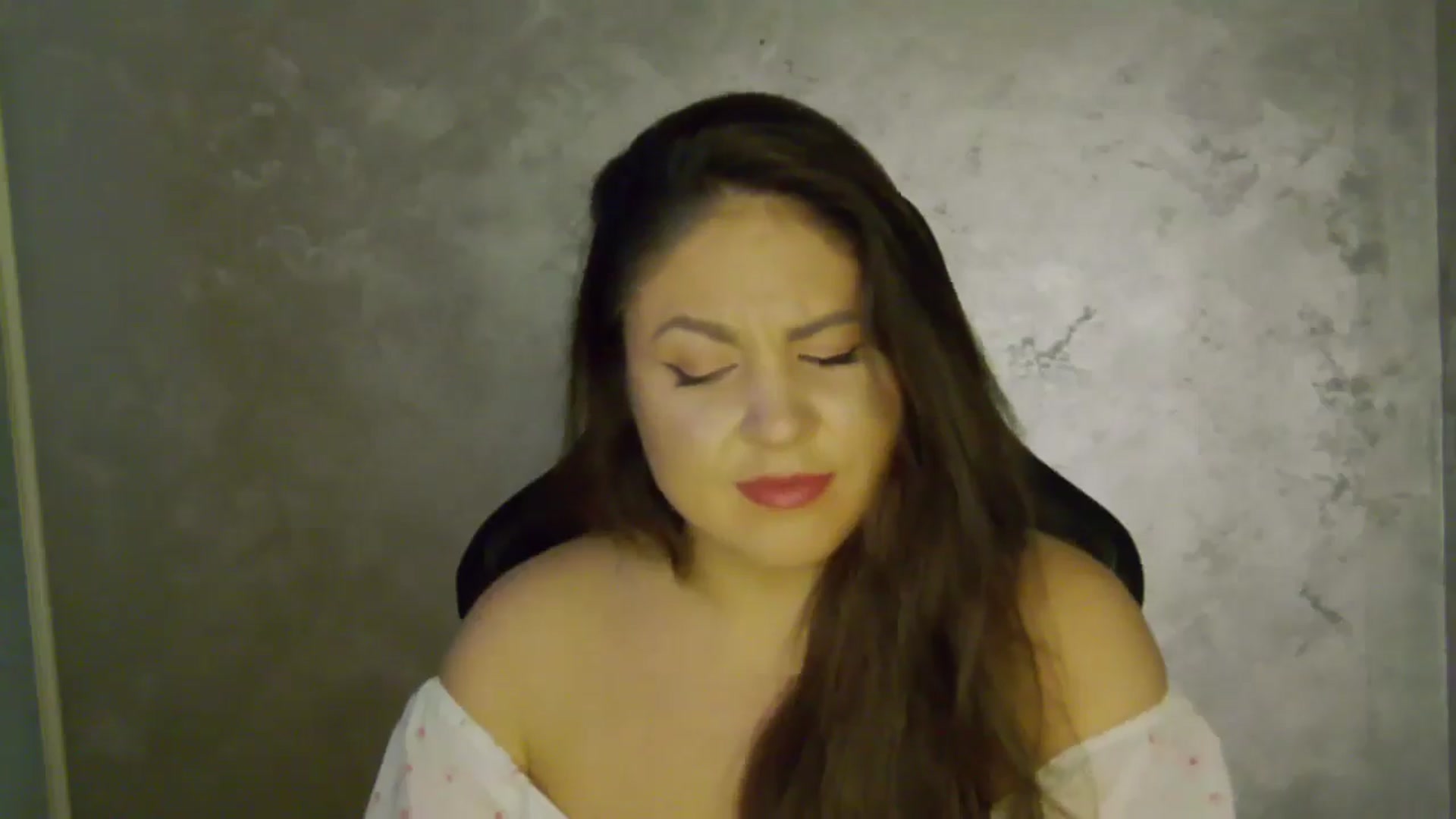 Gallery image thumbnail from NotVanilla's myfreecams stream on, 10/11/2025, 04:30 image 12 of 20
