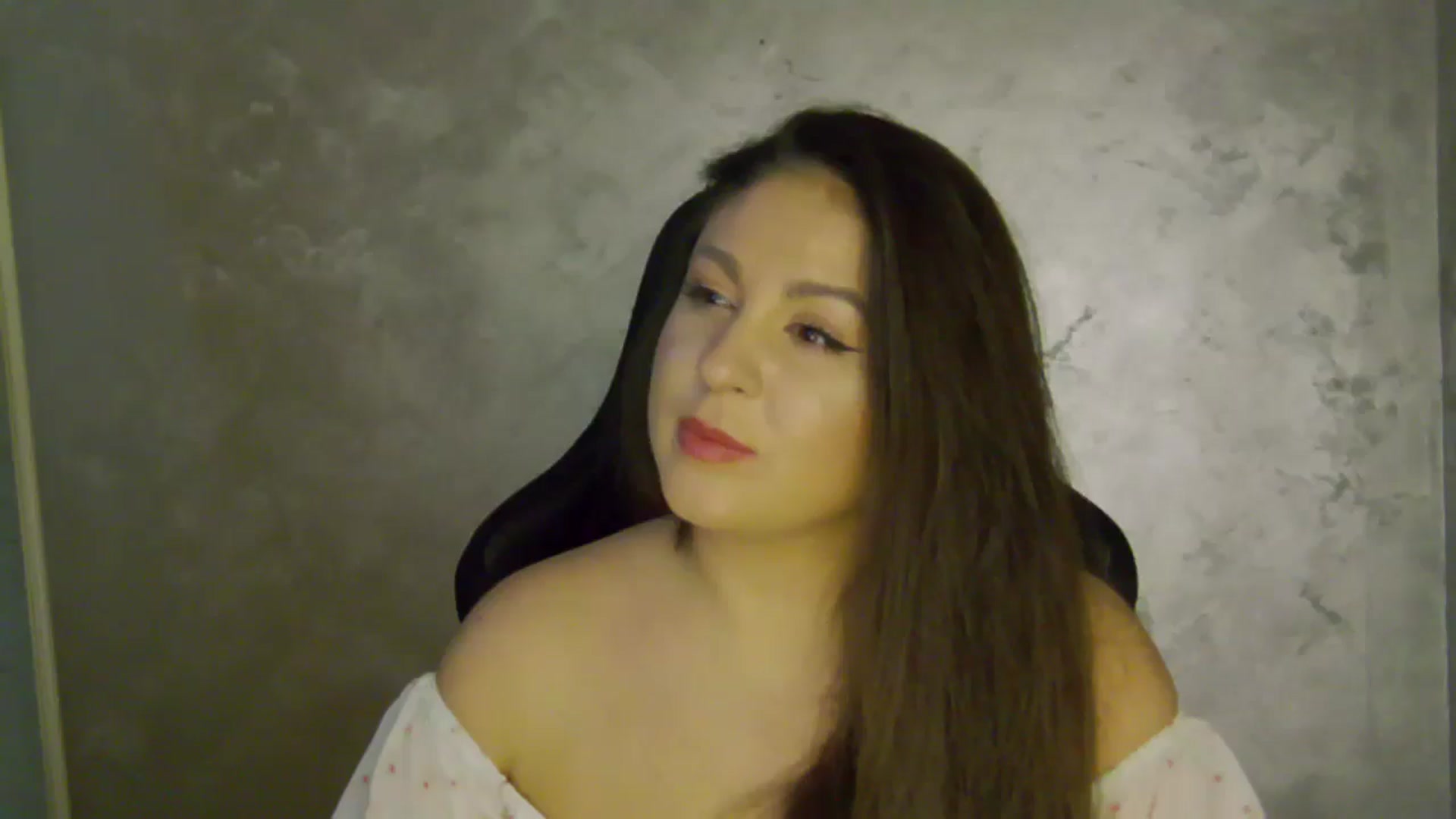 Gallery image thumbnail from NotVanilla's myfreecams stream on, 10/11/2025, 04:30 image 13 of 20