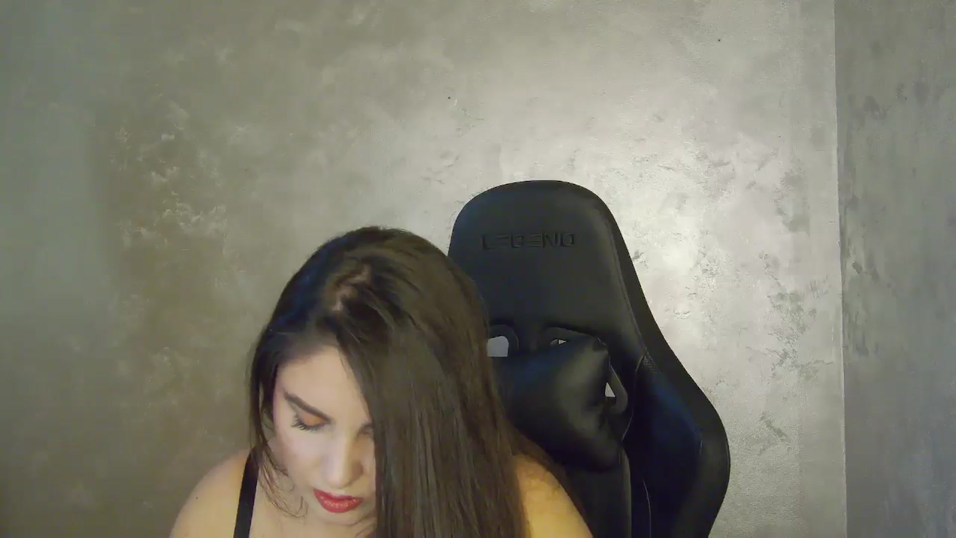Gallery image thumbnail from NotVanilla's myfreecams stream on, 10/16/2025, 24:00 image 17 of 20